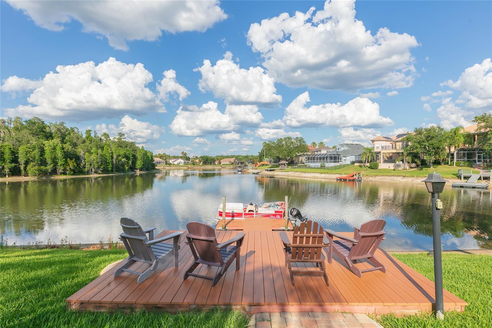 10717 Cory Lake Dr, Tampa