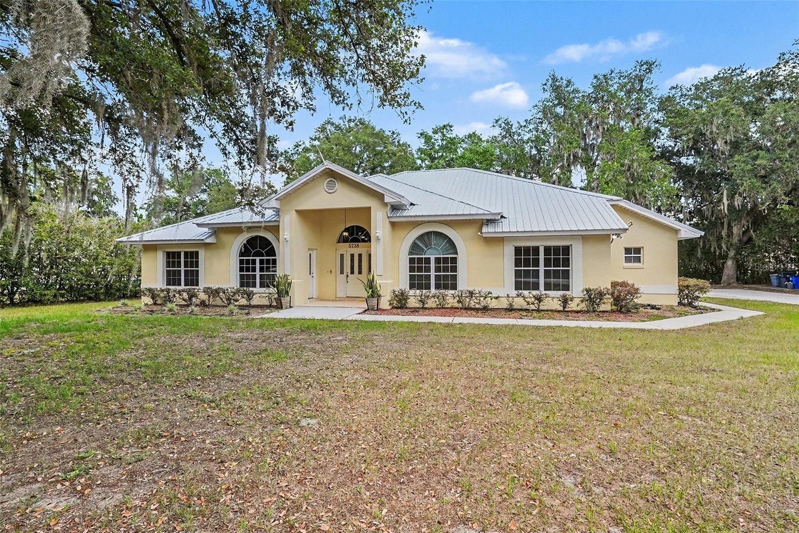 5738 Horton Rd, Plant City