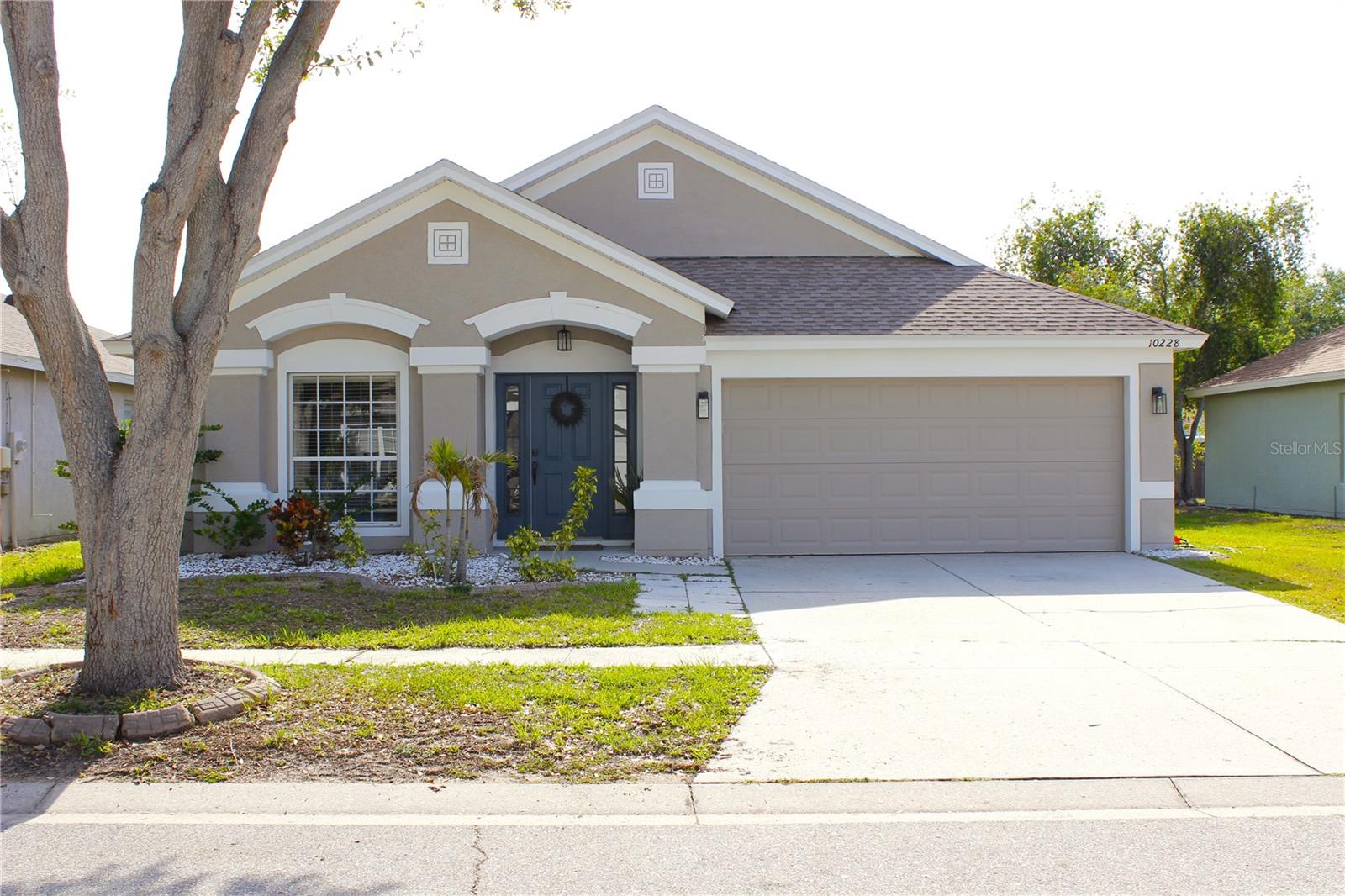 10228 Hunters Haven Blvd, Riverview