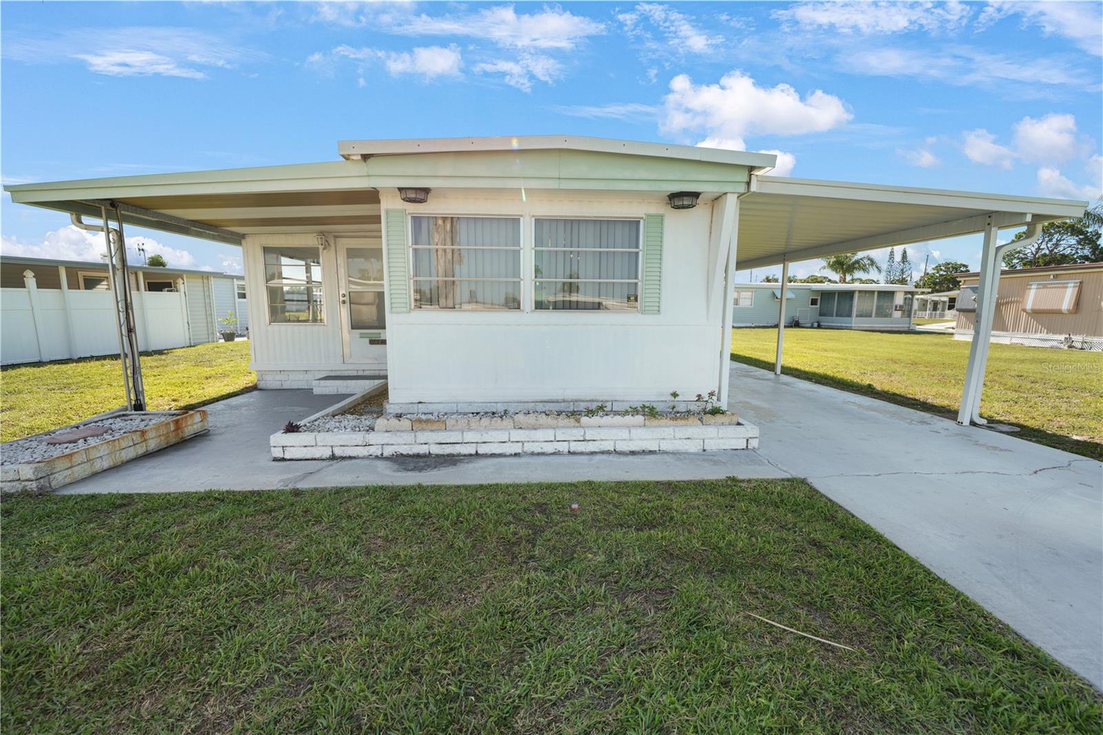 10921 London Dr, Port Richey