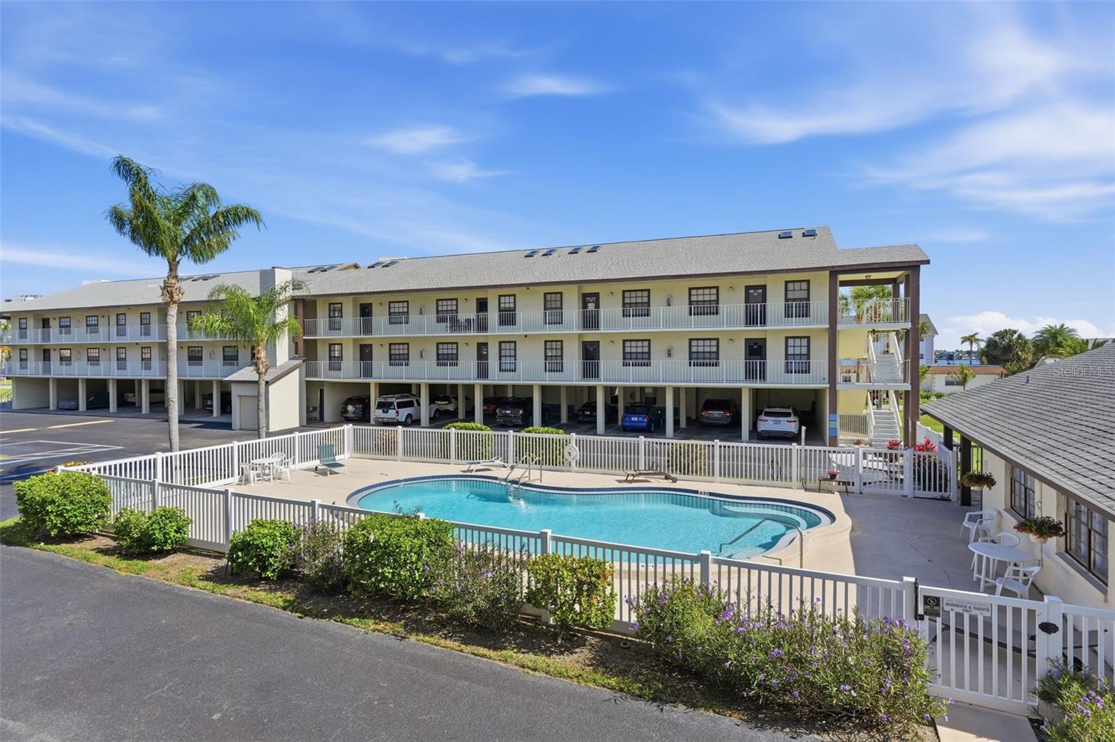 340 Causeway Blvd #107, Dunedin