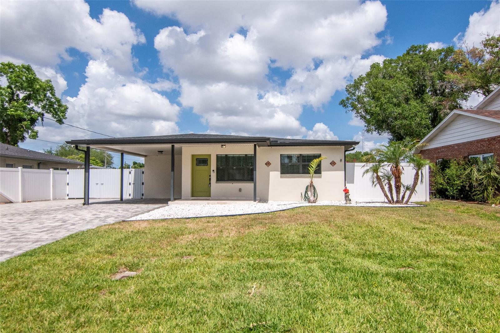 1713 W Saint Isabel St, Tampa
