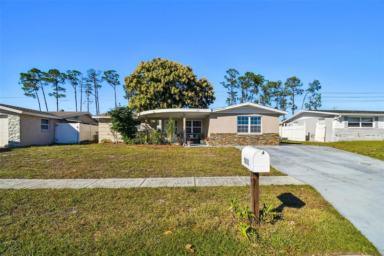 5831 1st Ave, New Port Richey