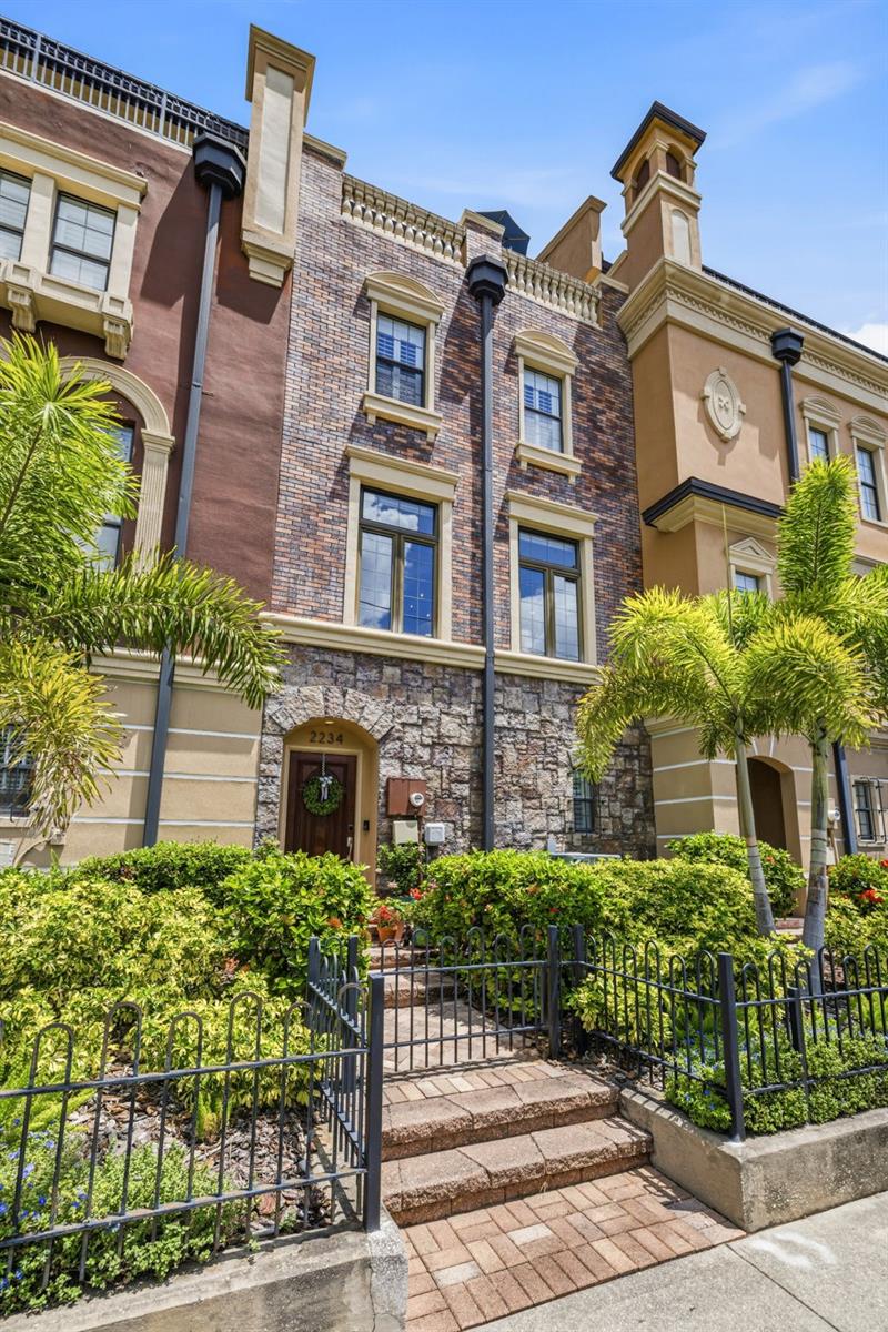 2234 Soho Bay Ct, Tampa