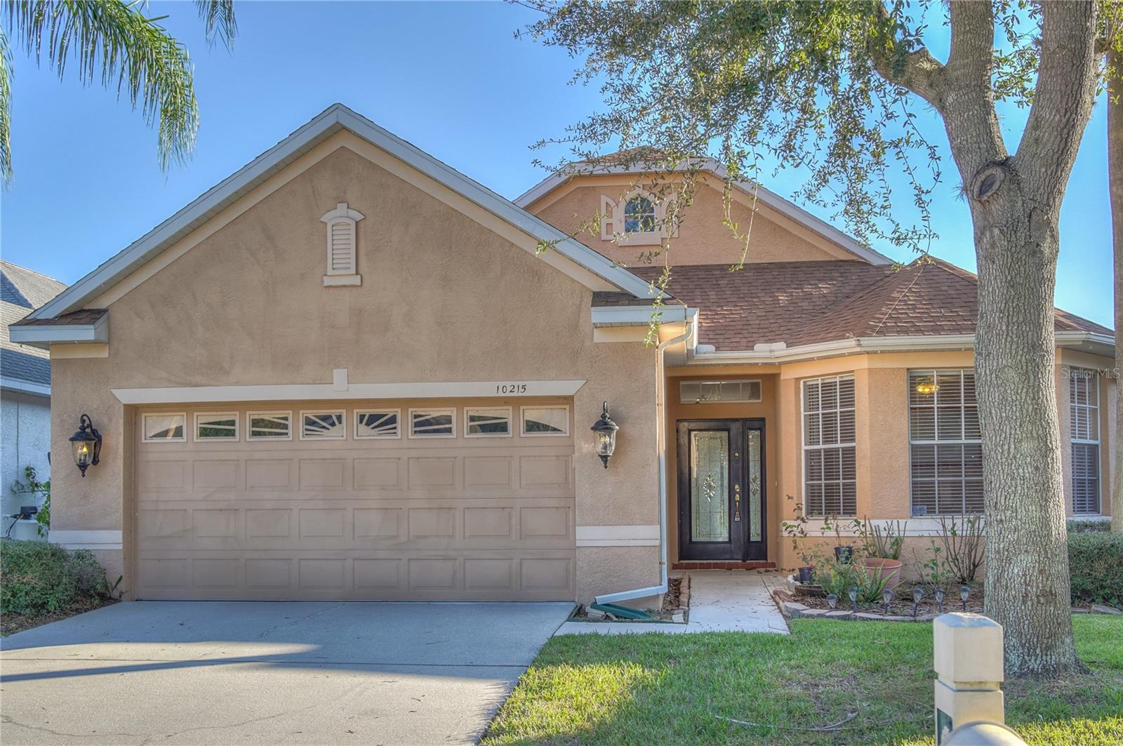 10215 Evergreen Hill Dr, Tampa