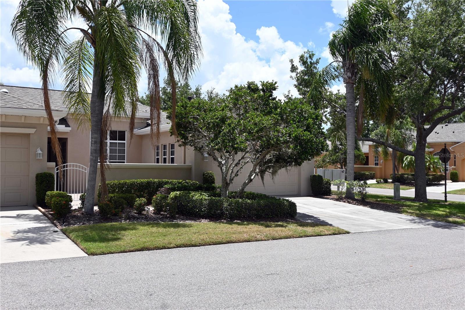 2294 Sifield Greens Way #2294, Sun City Center
