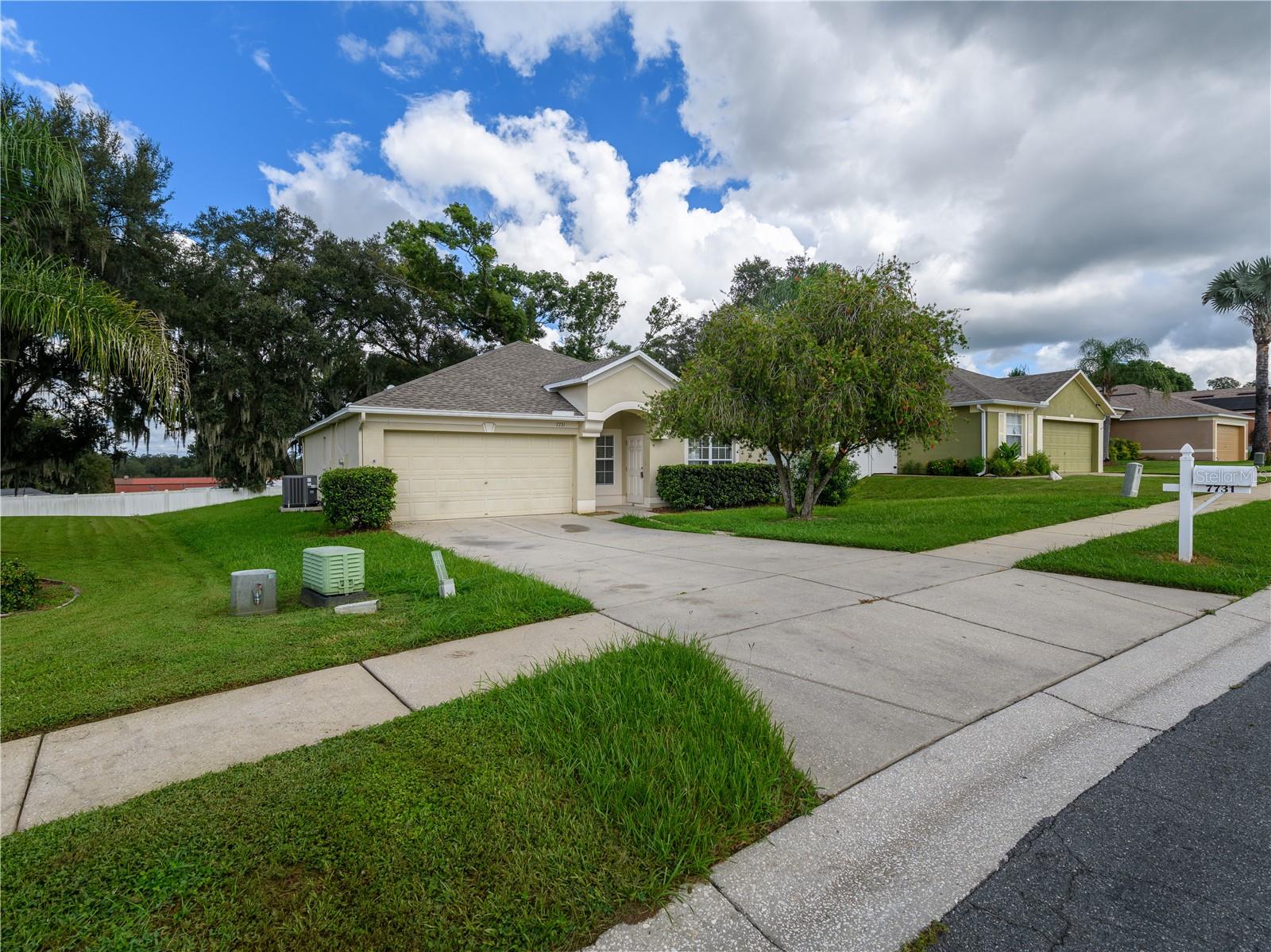 7731 Merchantville Cir, Zephyrhills