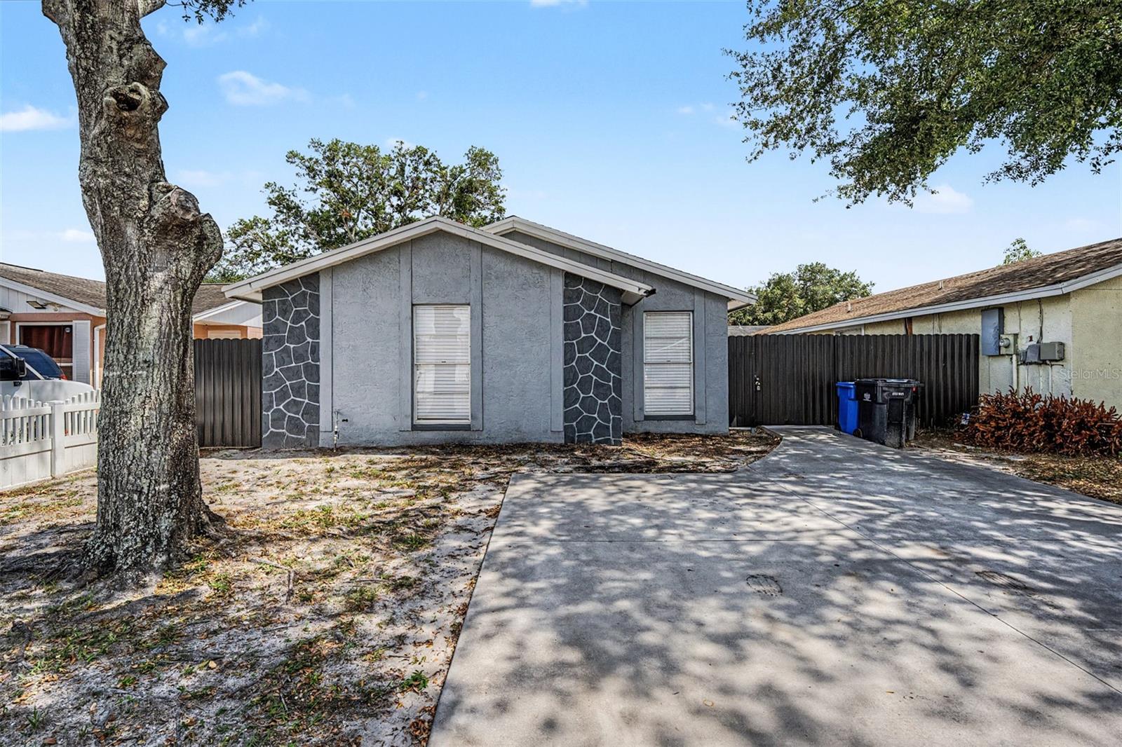 9212 Spy Glass Ct, Tampa