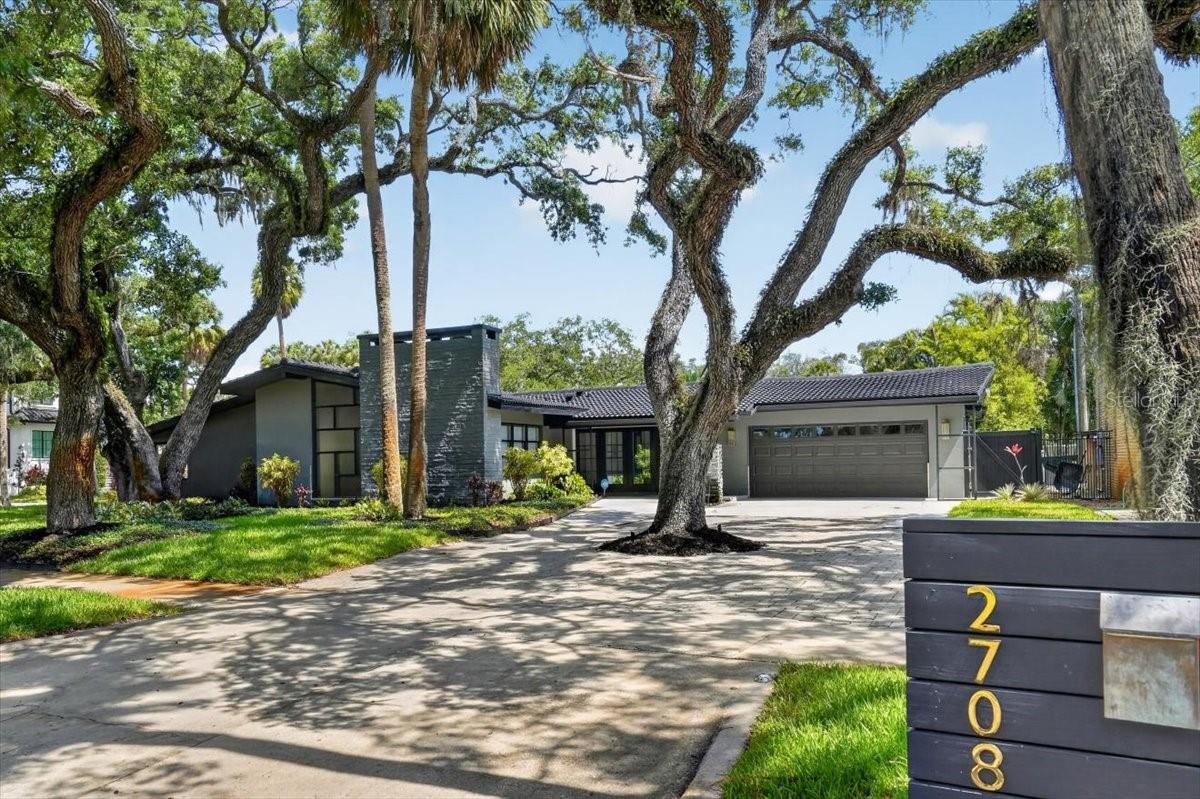 2708 N Dundee St, Tampa
