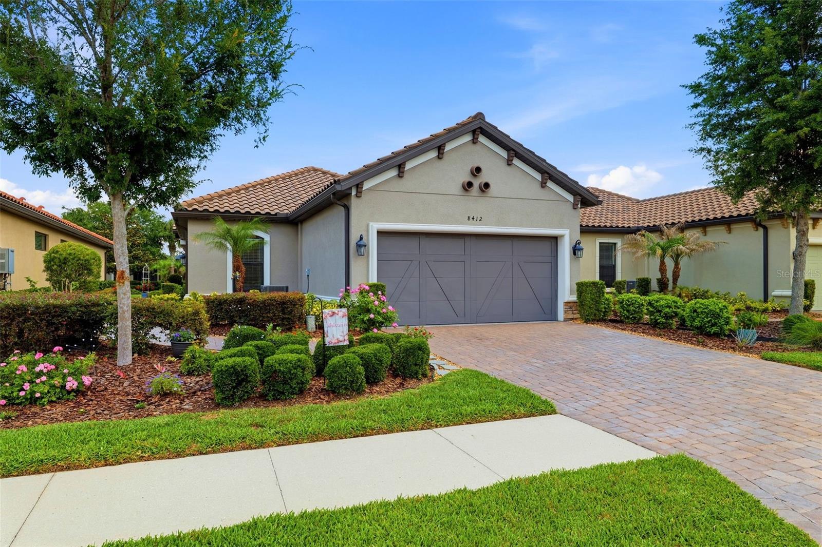 8412 Alberata Vista Dr, Tampa