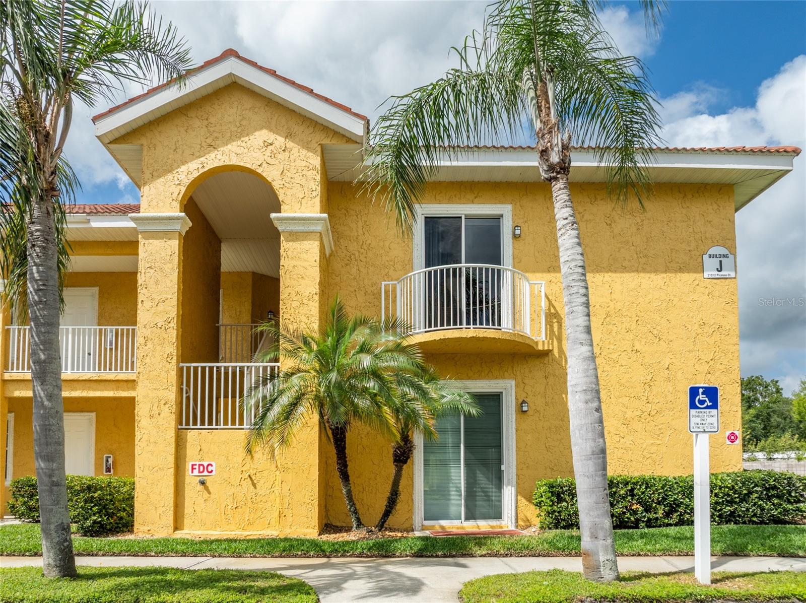 21012 Picasso Ct #202, Land O Lakes