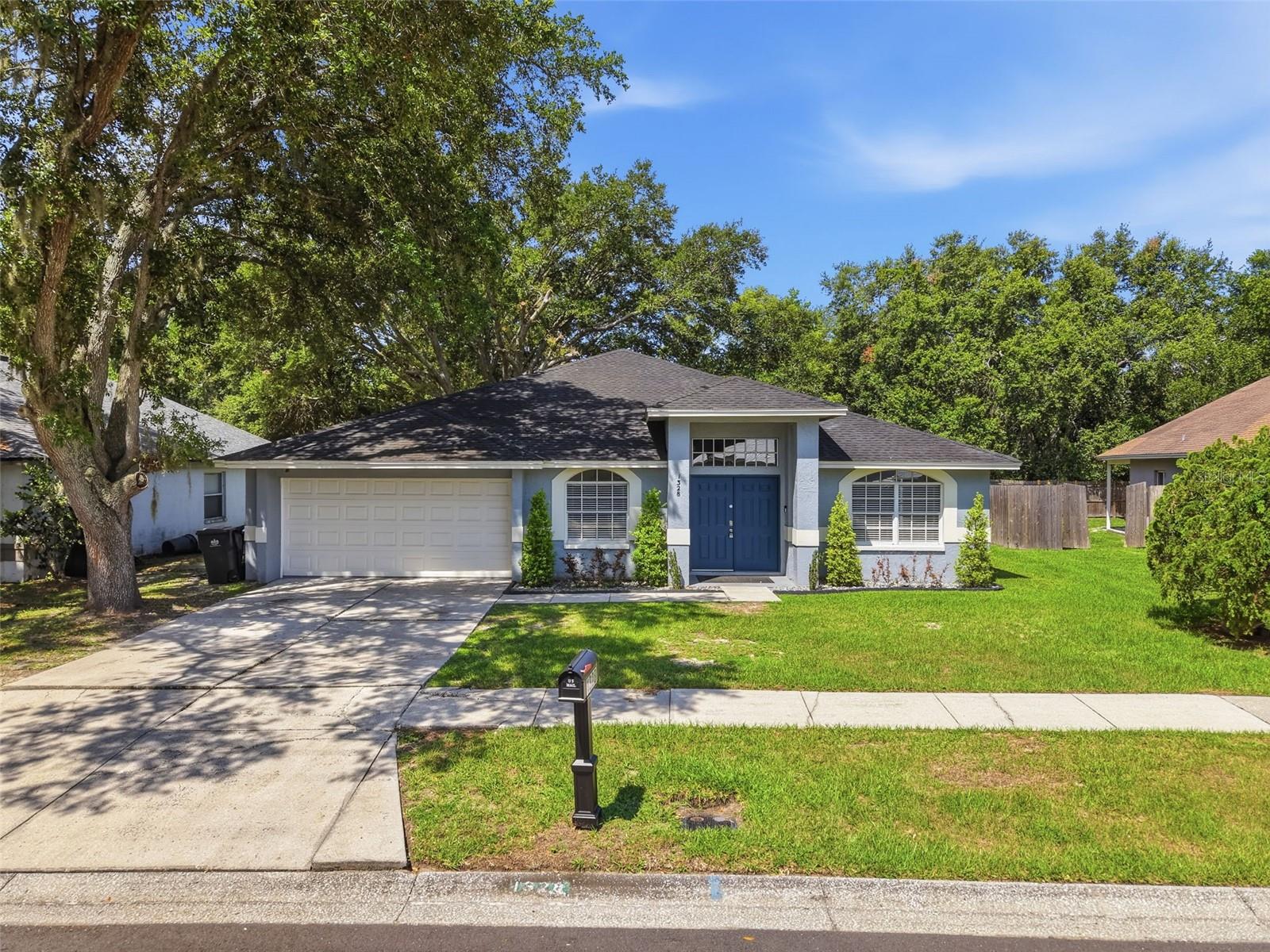 1328 Gangplank Dr, Valrico