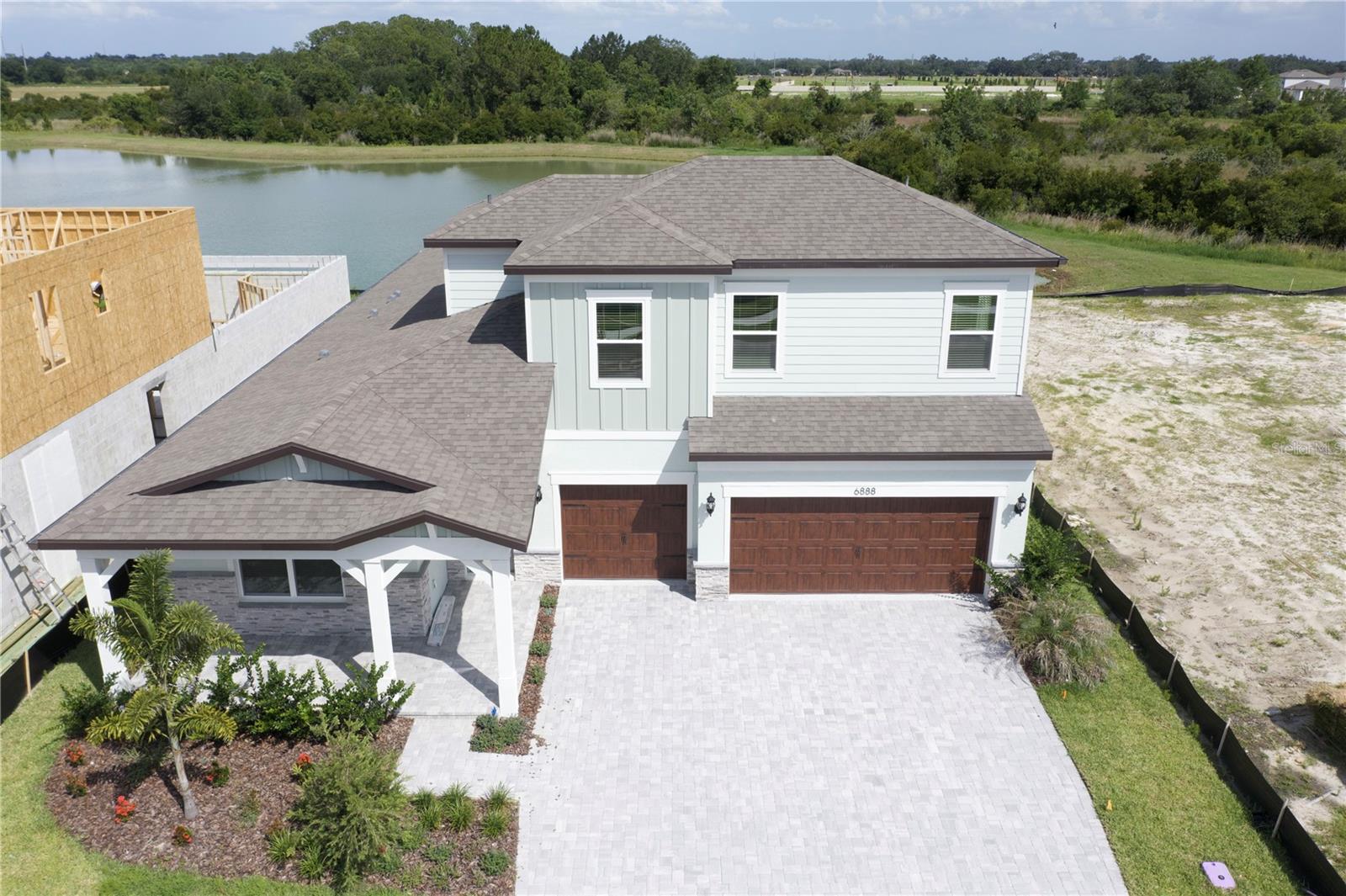 6888 Gilly Shadow St, Wesley Chapel