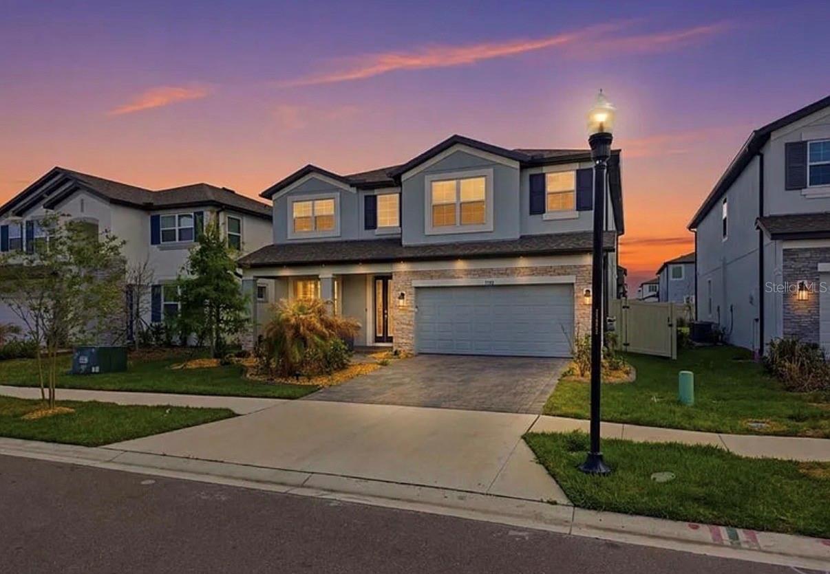 7792 Notched Pine Bnd, Wesley Chapel