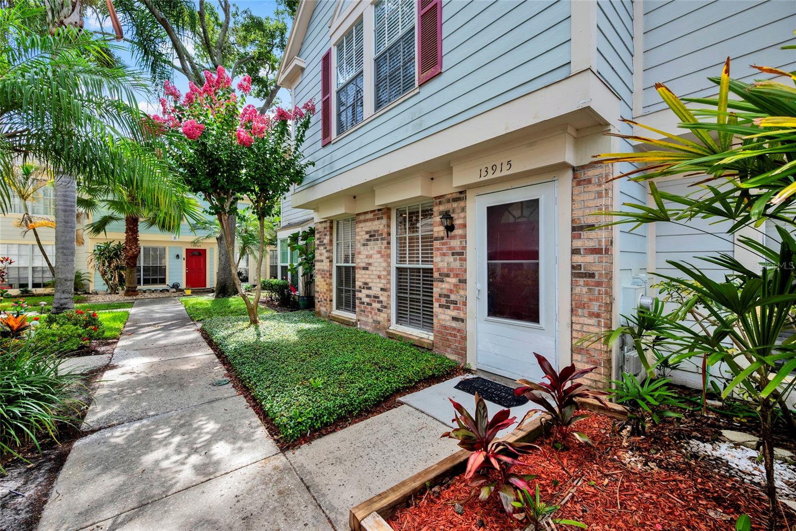 13915 Fletchers Mill Dr, Tampa