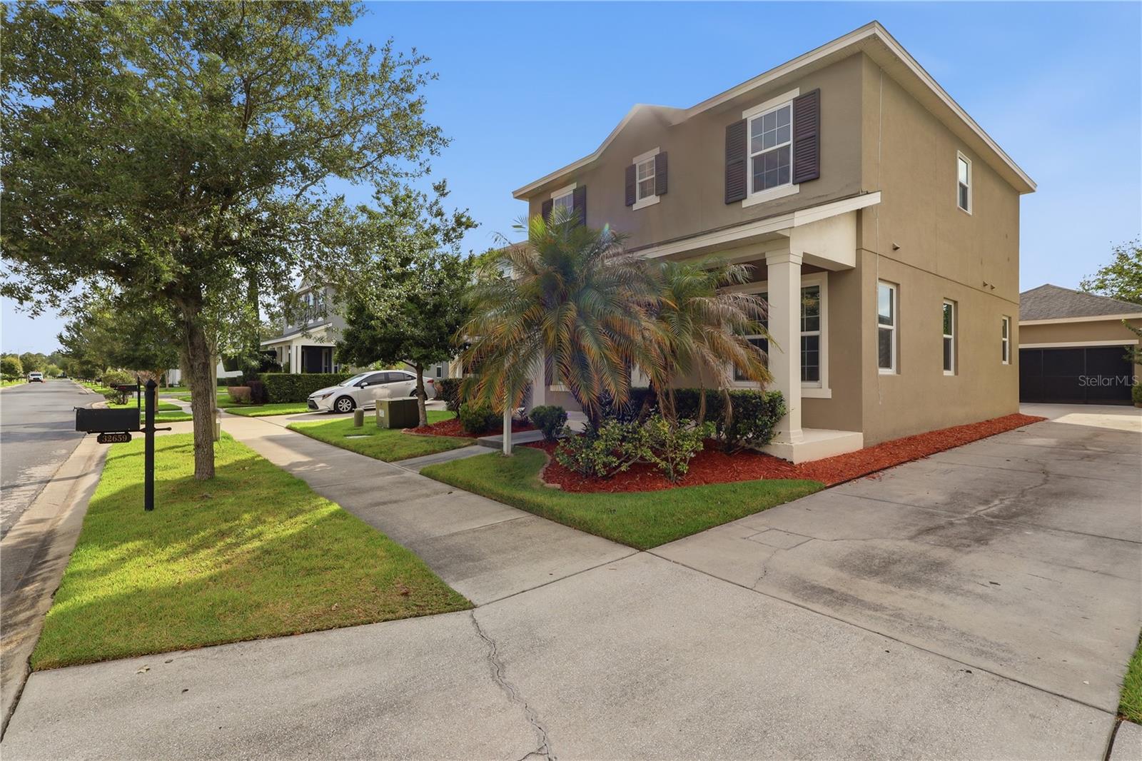 32659 Harmony Oaks Dr, Wesley Chapel
