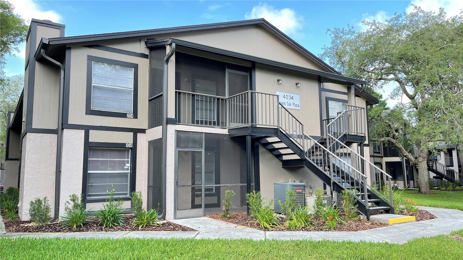 4034 Dream Oak Pl #104, Tampa