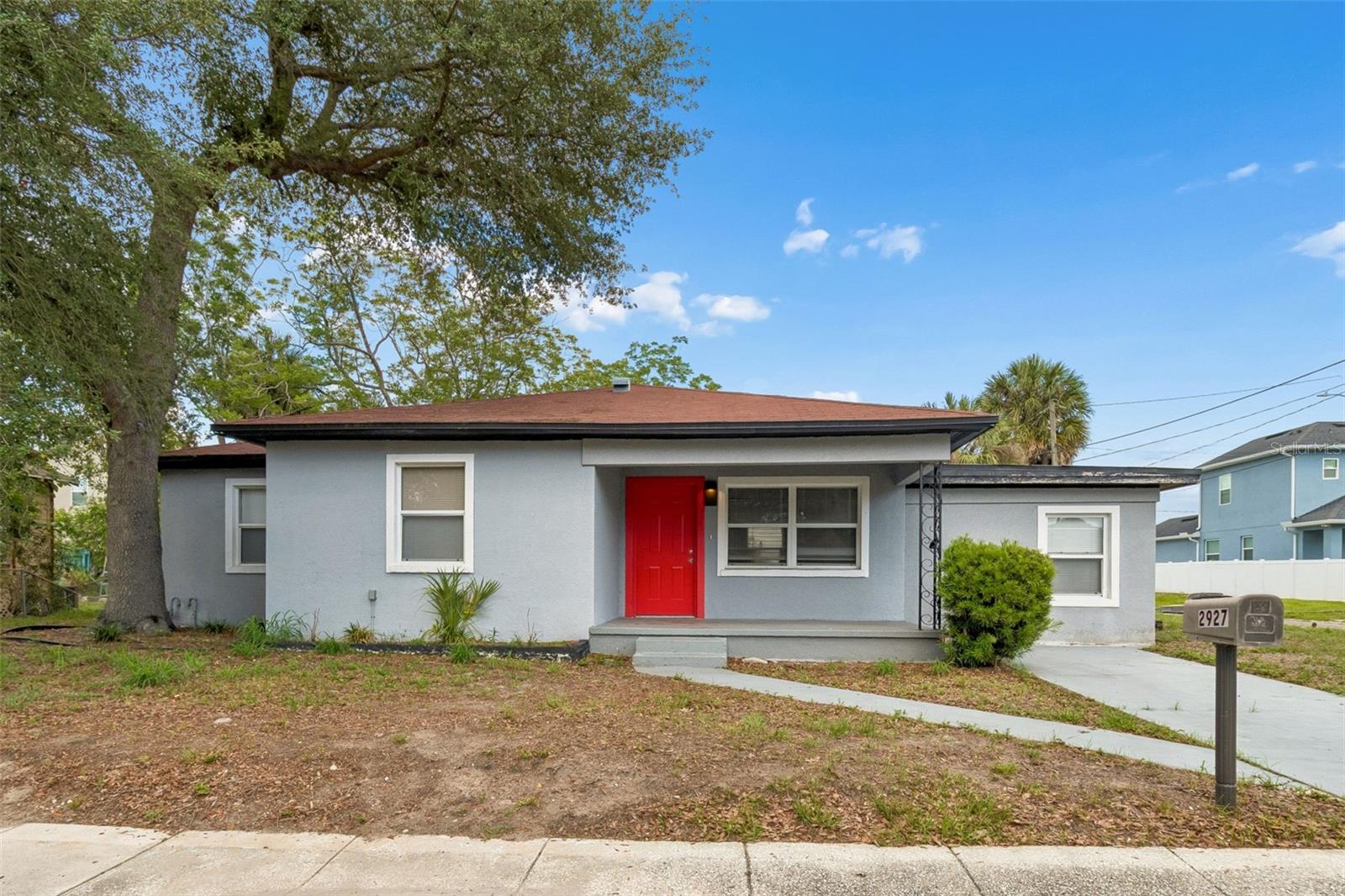 2927 Banza St, Tampa
