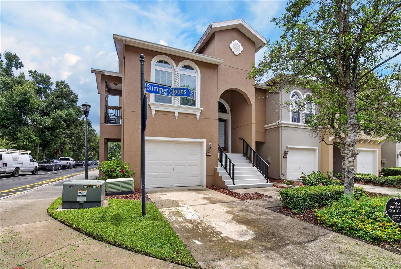 307 Summer Clouds Pl, Brandon