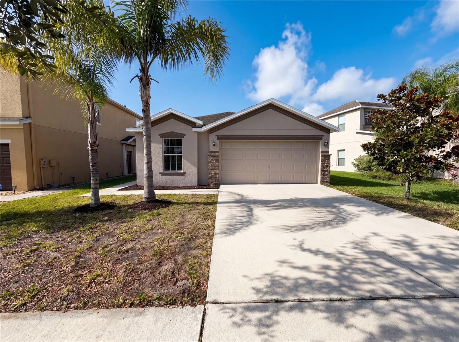 1969 Hawks View Dr, Ruskin