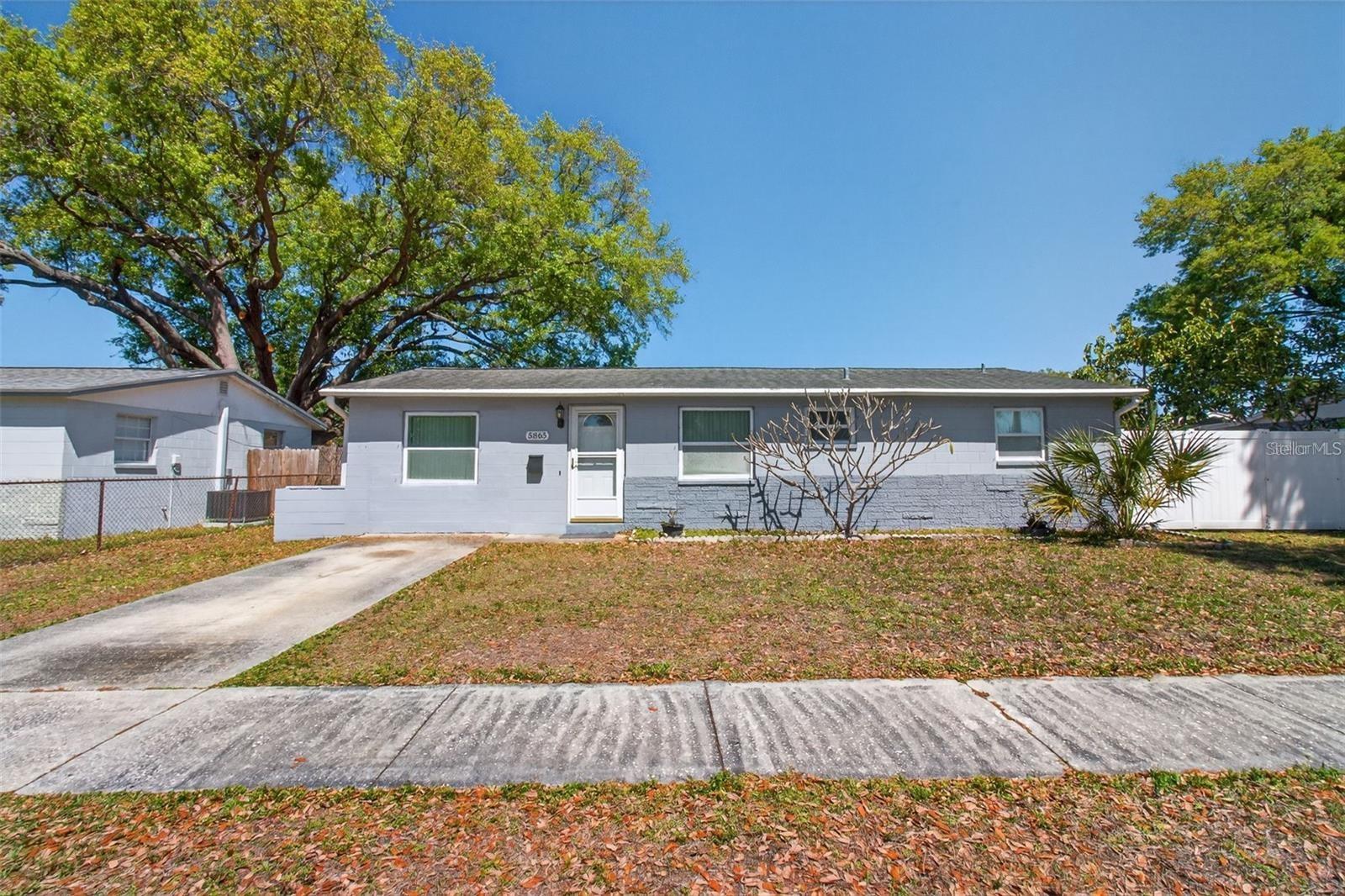 5865 92nd Ave N, Pinellas Park