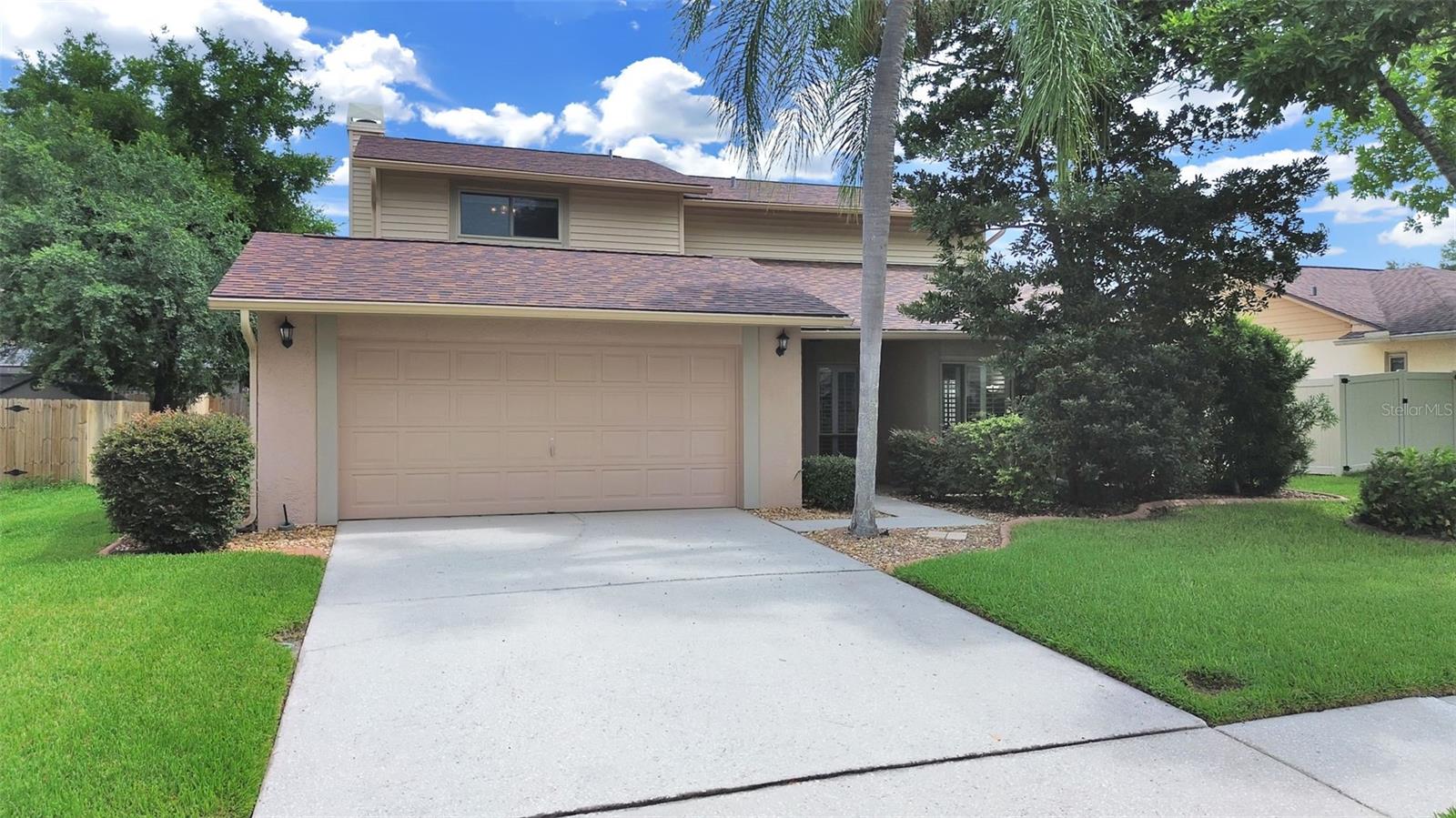 1367 Corner Oaks Dr, Brandon