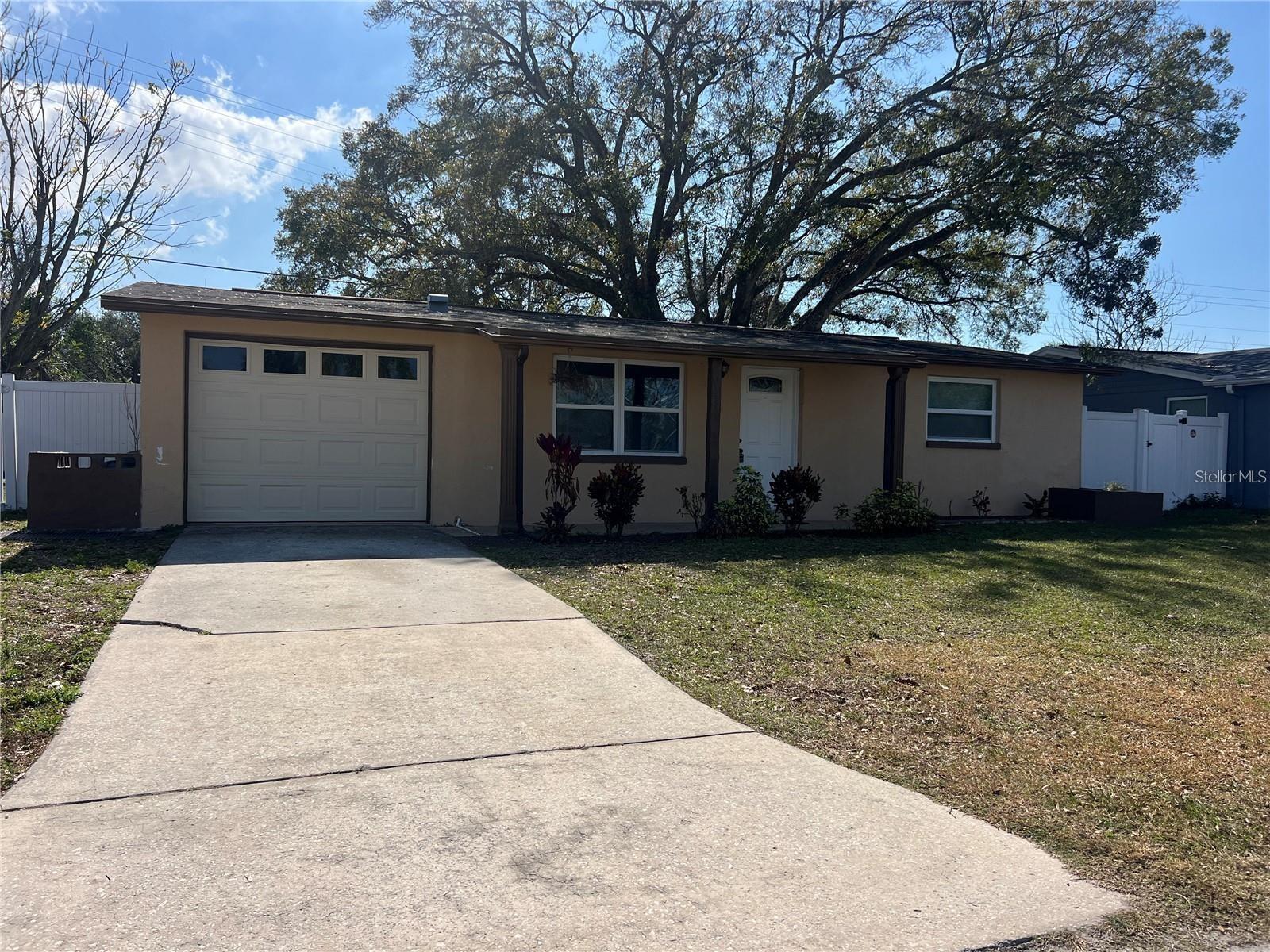 7438 Coventry Dr, Port Richey