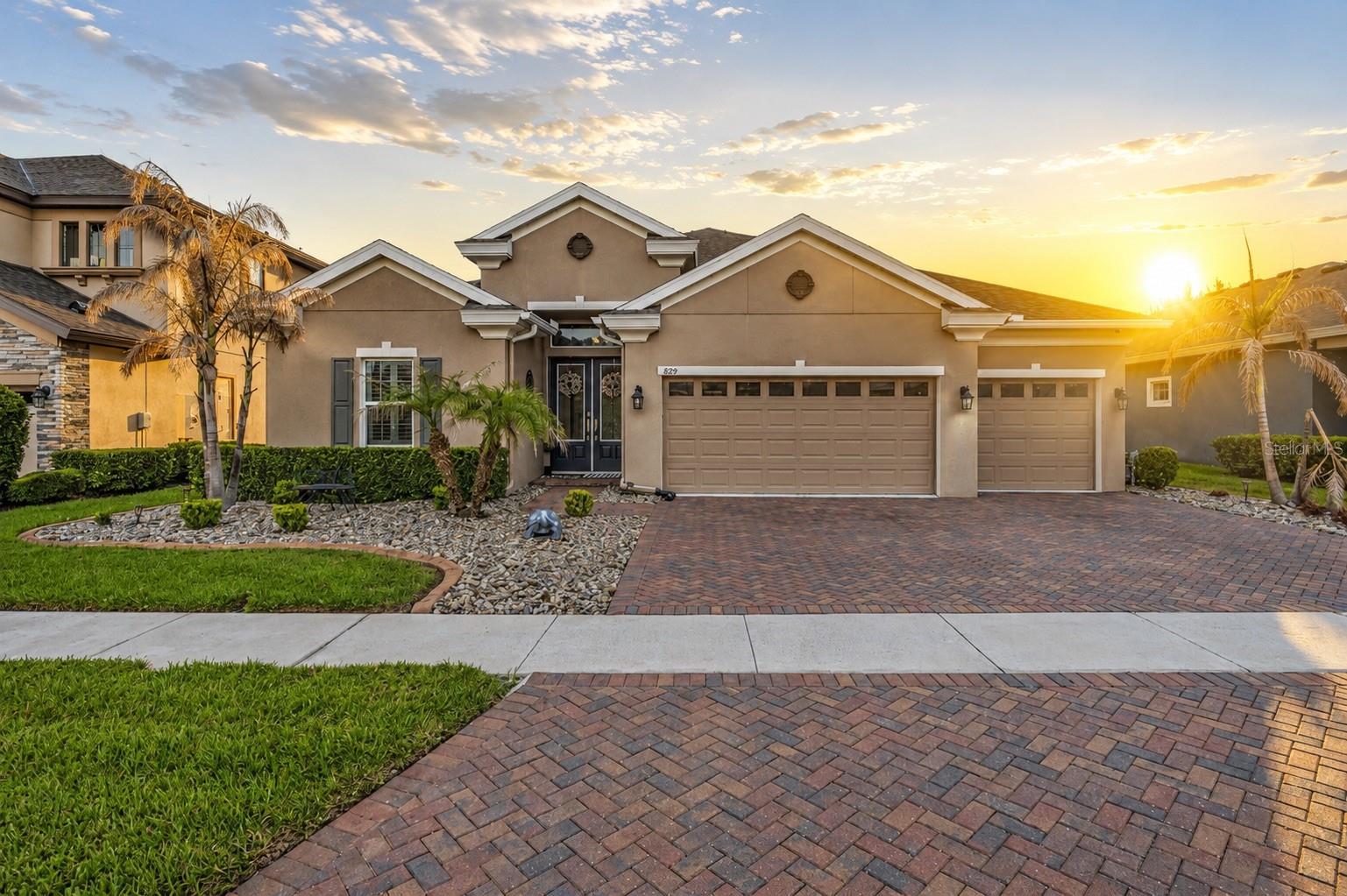 8142 Water Color Dr, Land O Lakes