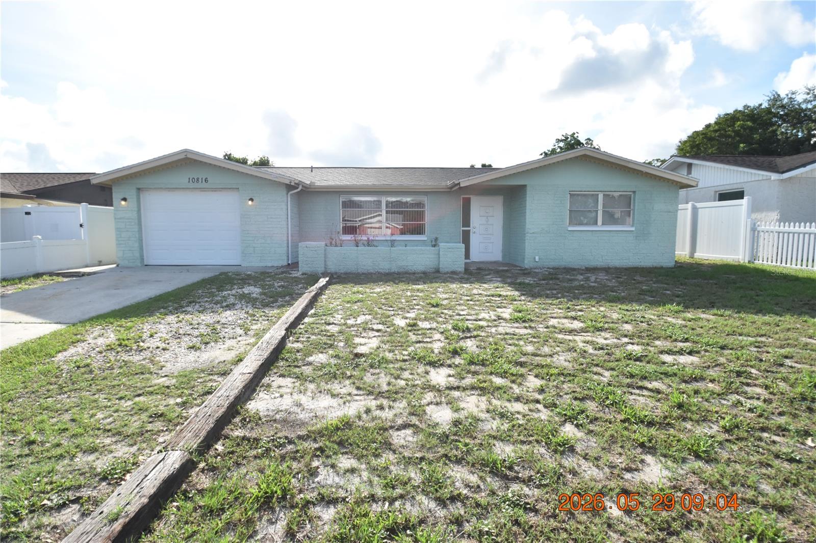 10816 Piccadilly Rd, Port Richey