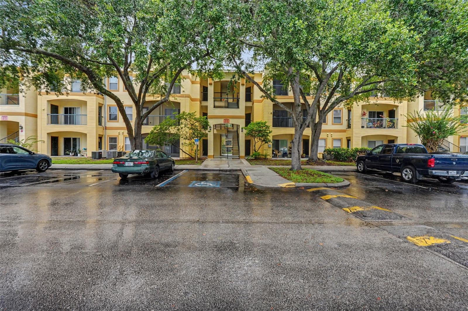 5602 Pinnacle Heights Cir #108, Tampa