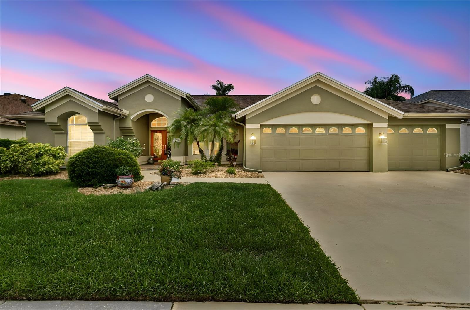 1226 Hoversham Dr, New Port Richey