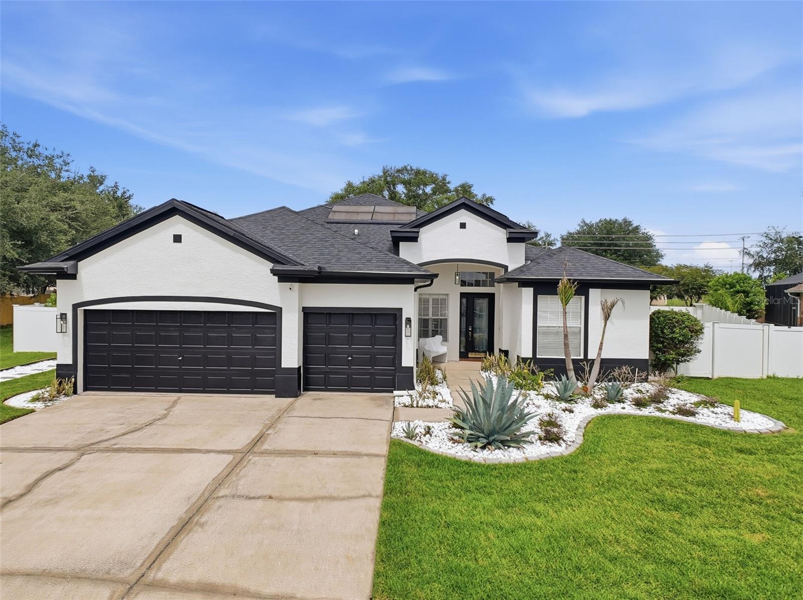 23051 Eagles Watch Dr, Land O Lakes
