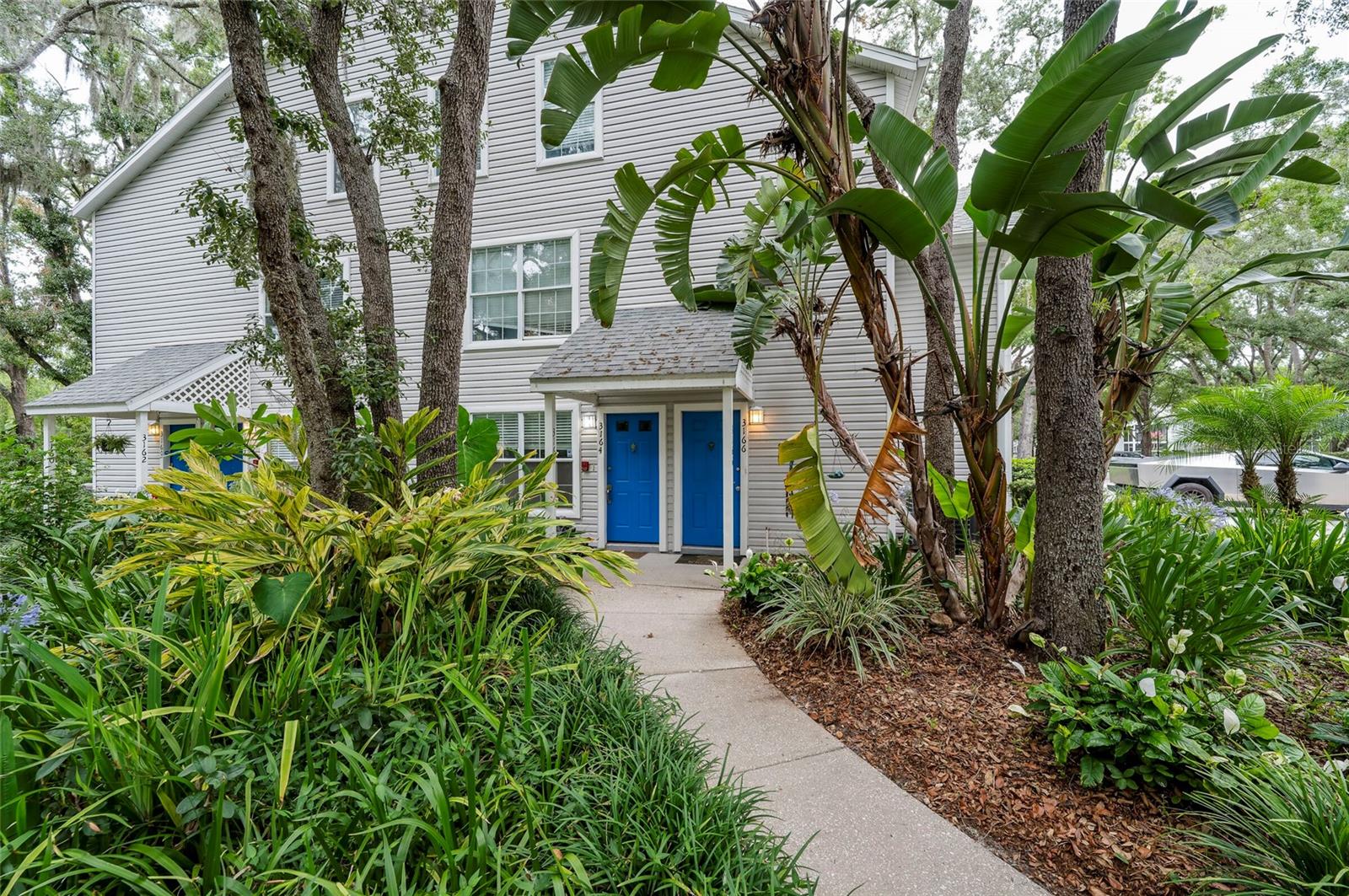 3164 Valley Oaks Dr #3164, Tampa