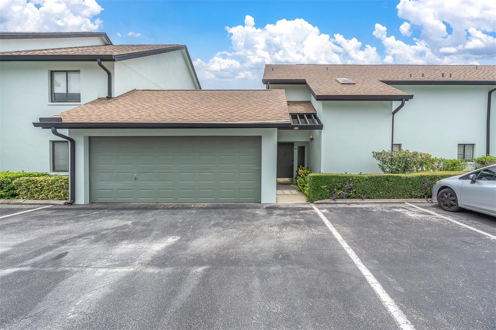 9809 Lombard Ct #109, Tampa