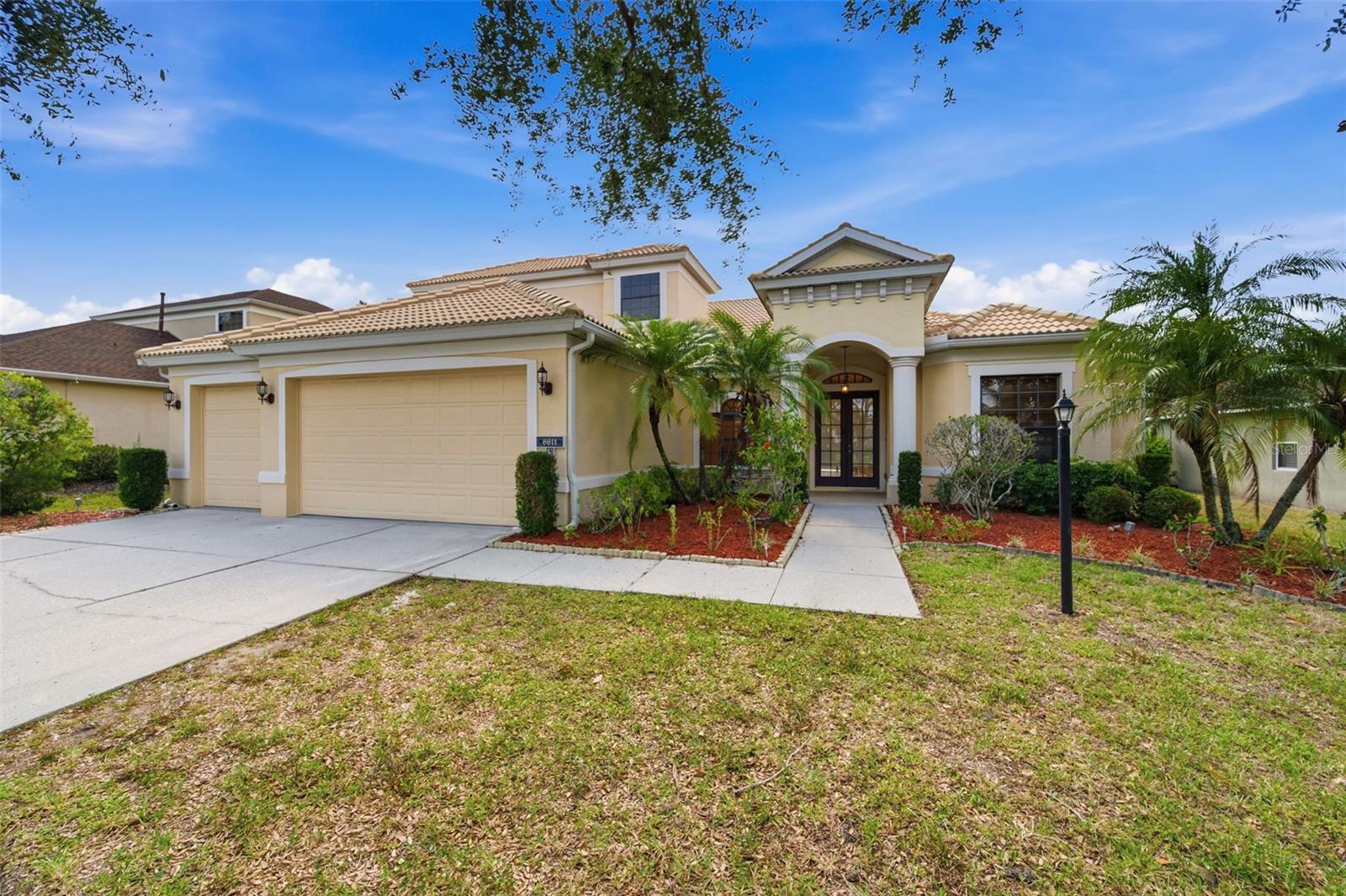 6611 Chickadee Ln, Bradenton