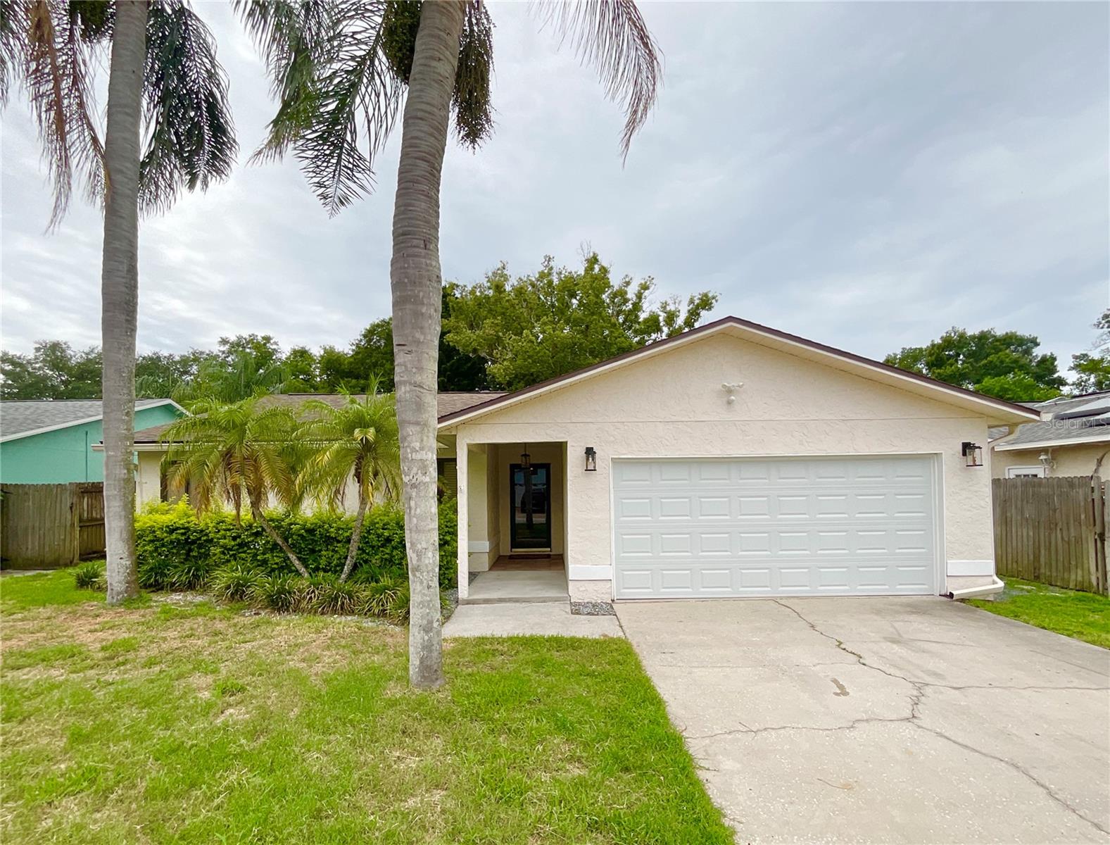 2468 Gulfbreeze Cir, Palm Harbor