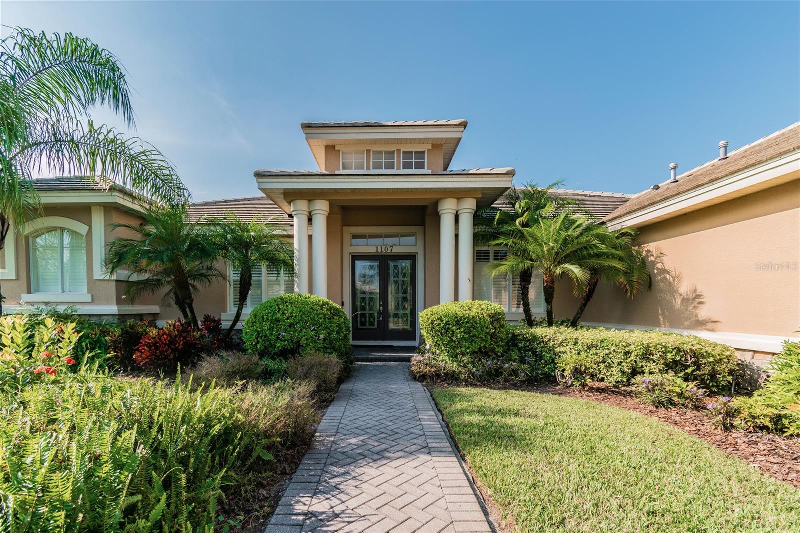 1107 Oxbridge Dr, Lutz
