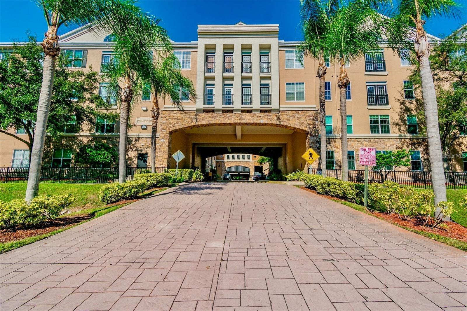 4221 W Spruce St #2323, Tampa