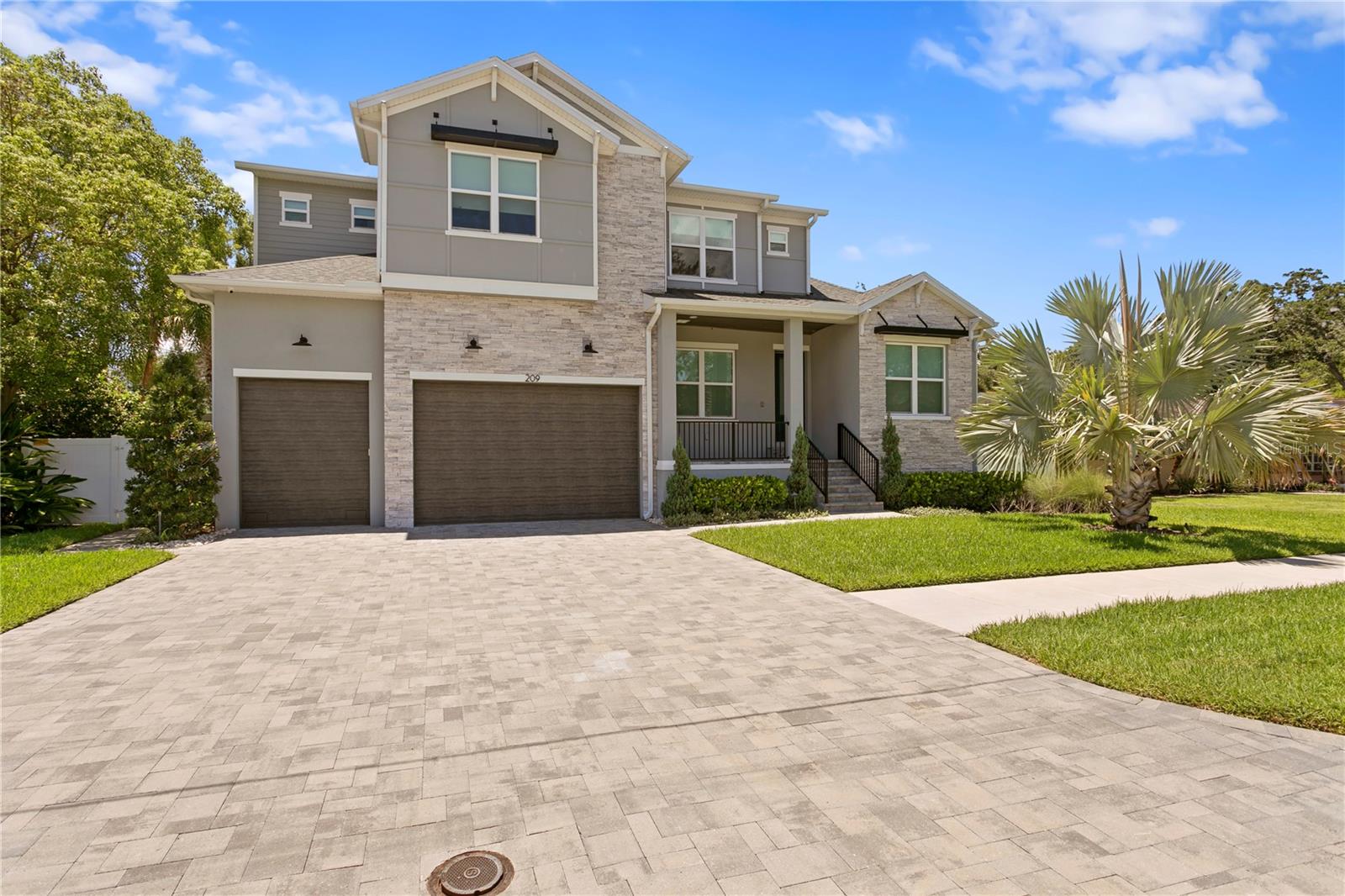 209 S Shore Crest Dr, Tampa