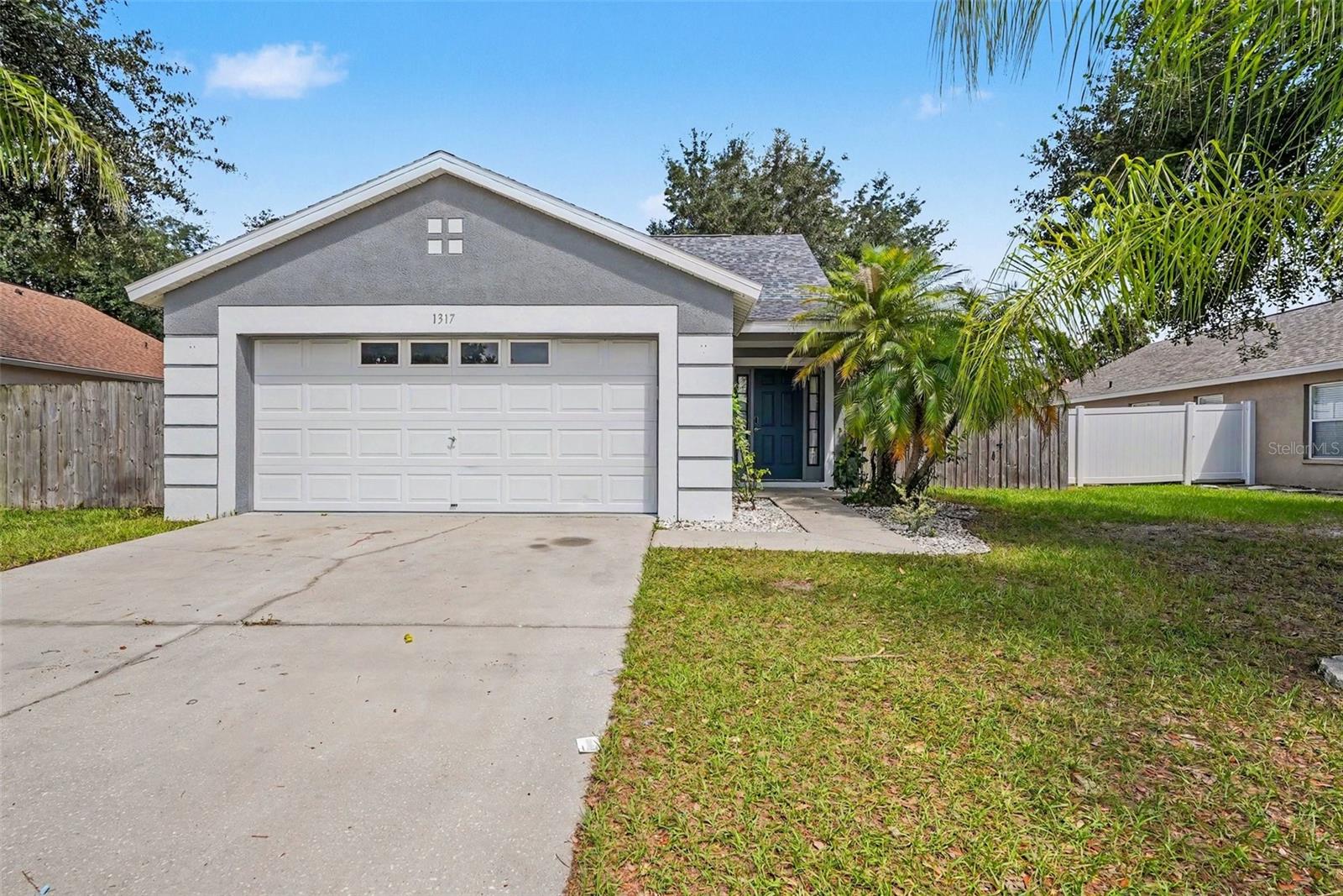 1317 Avonwood Ct, Lutz