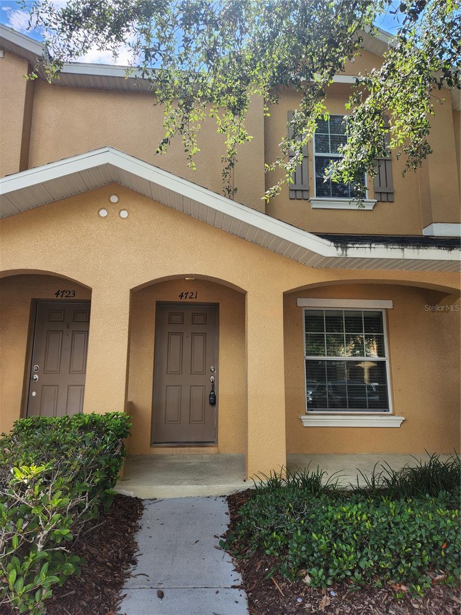 4721 Chatterton Way, Riverview