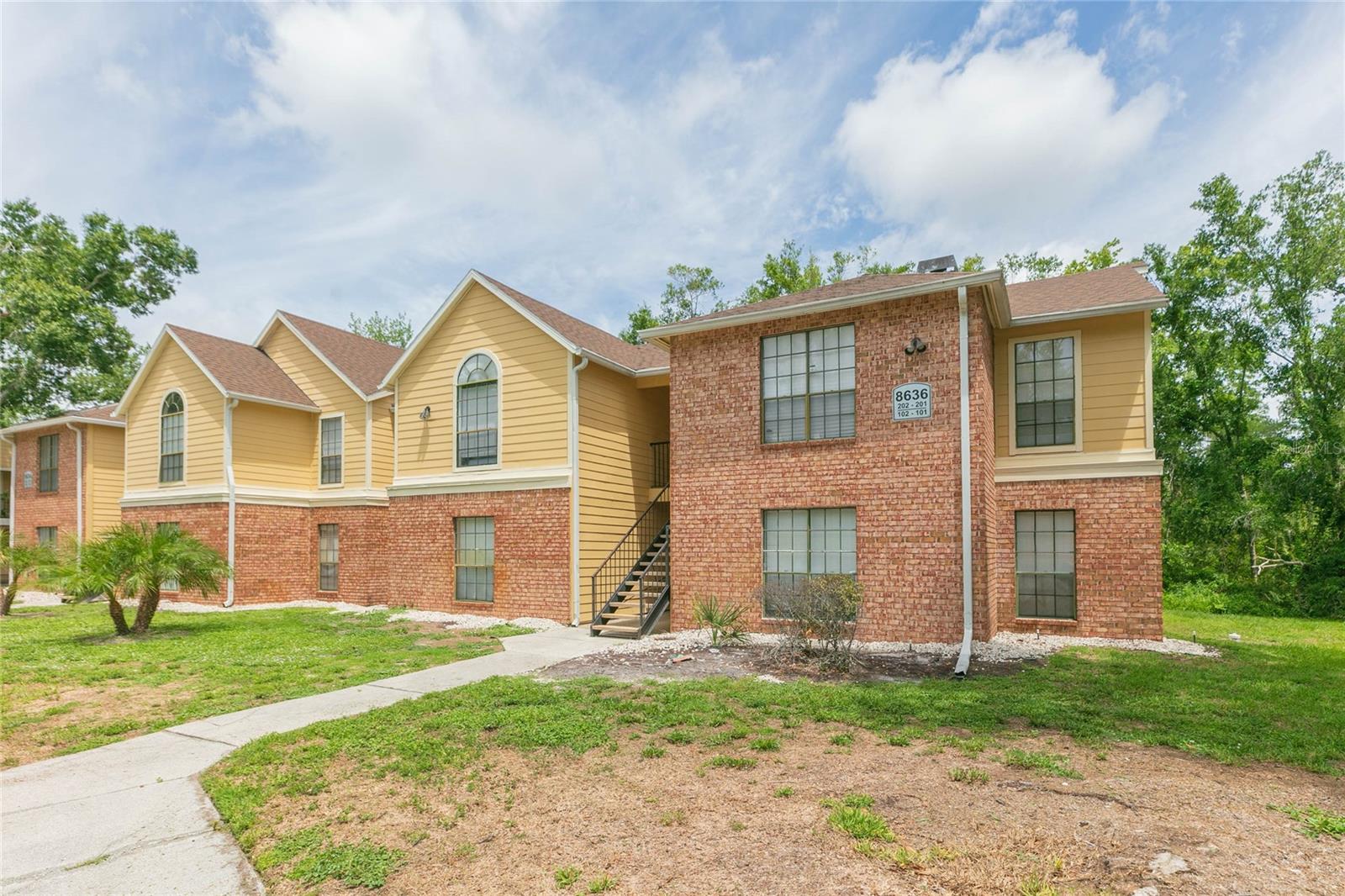 8636 Mallard Reserve Dr #201, Tampa