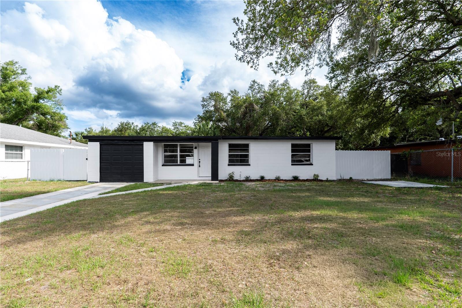 8325 Endive Ave, Tampa