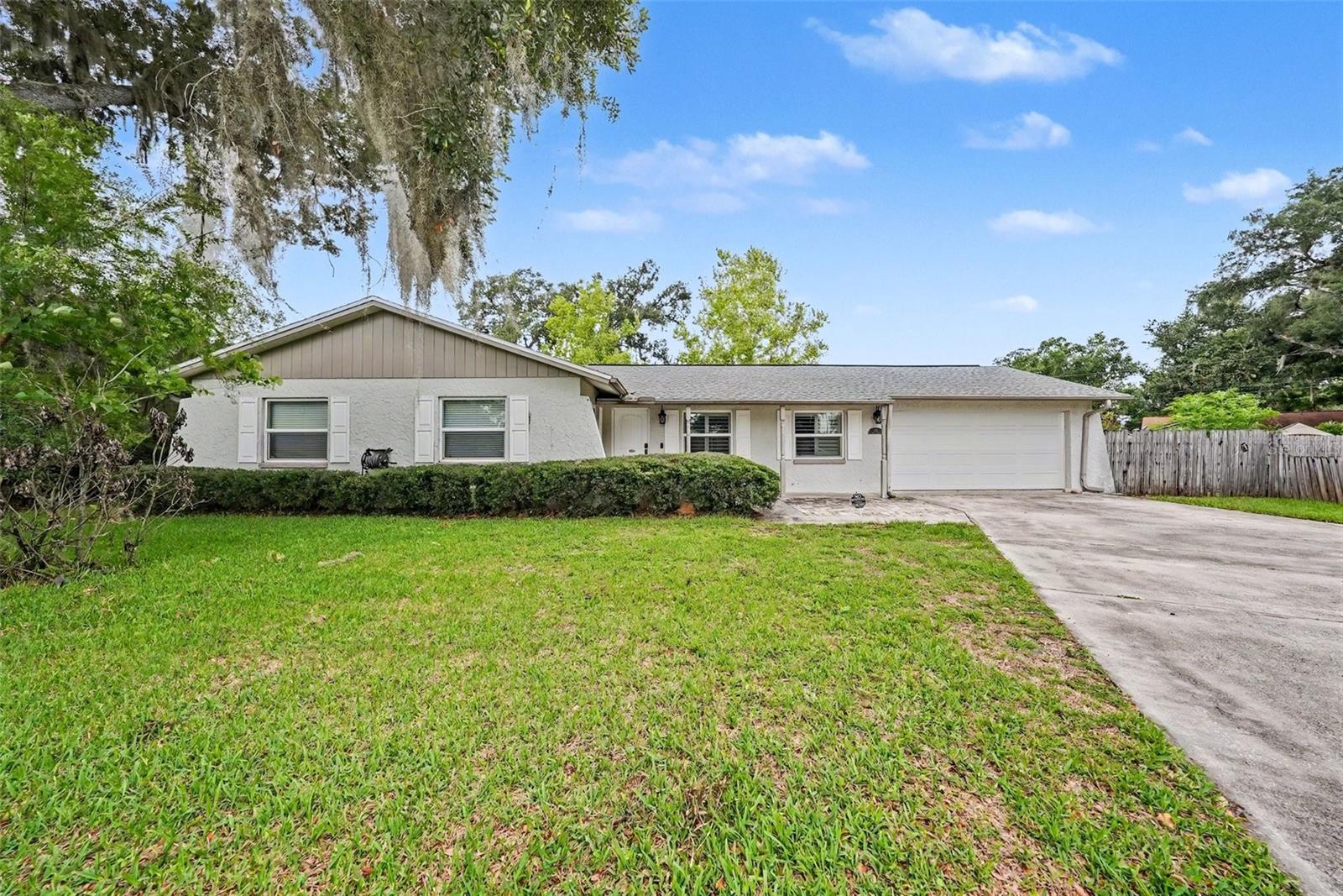 411 Merlin Ct, Brandon