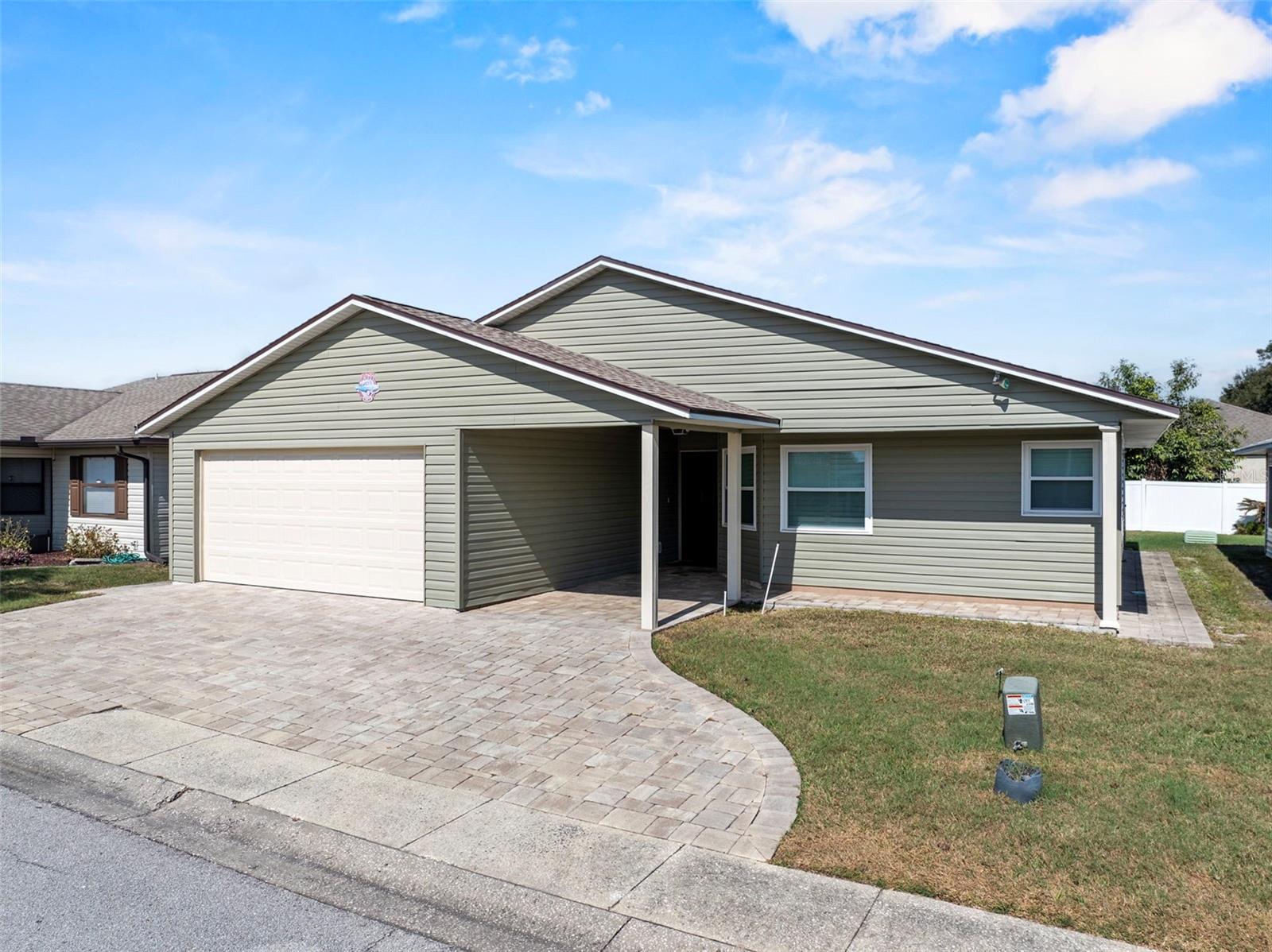 1957 Prairie Dunes Cir N, Lakeland