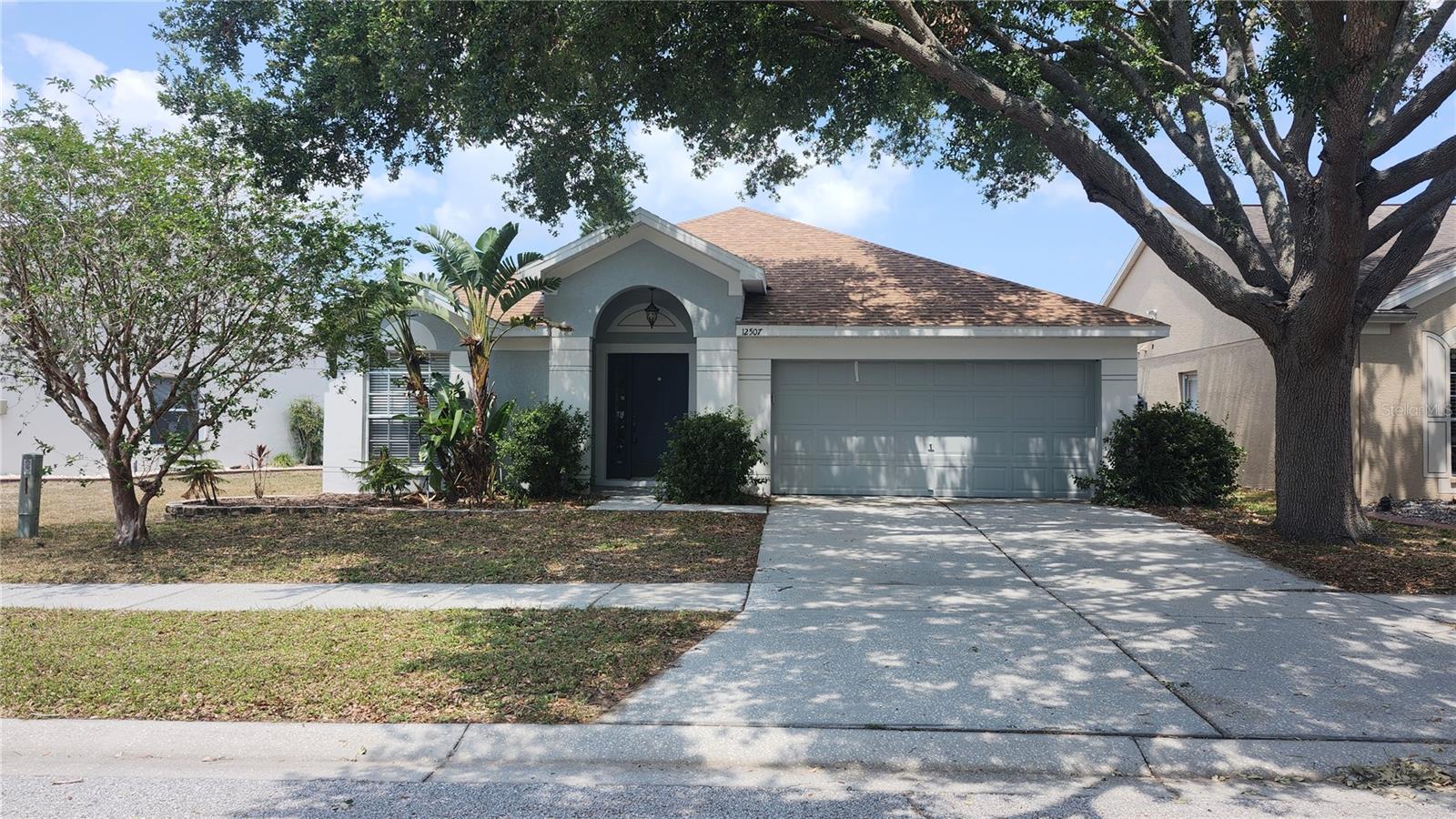 12507 Midpointe Dr, Riverview