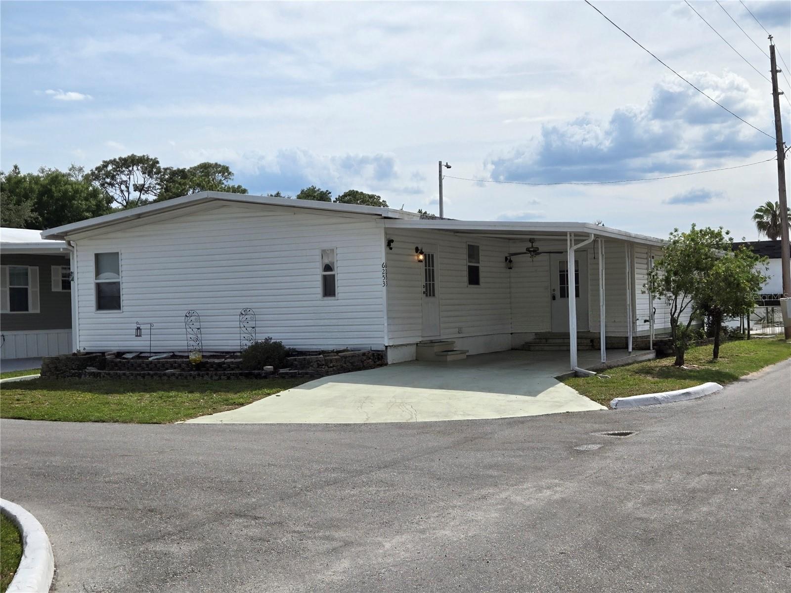 6253 Balmy Ln, Zephyrhills