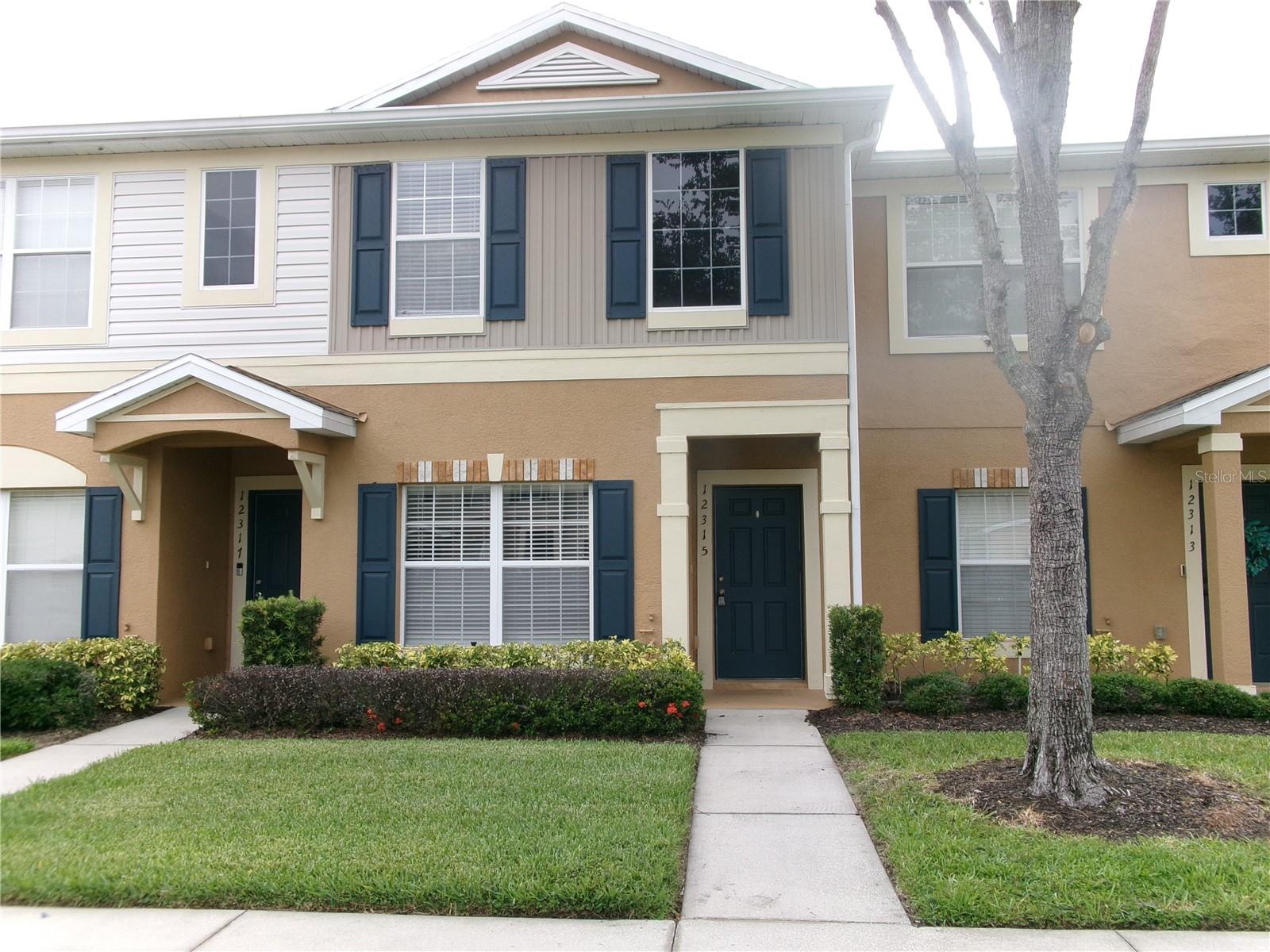 12315 Foxmoor Peak Dr, Riverview
