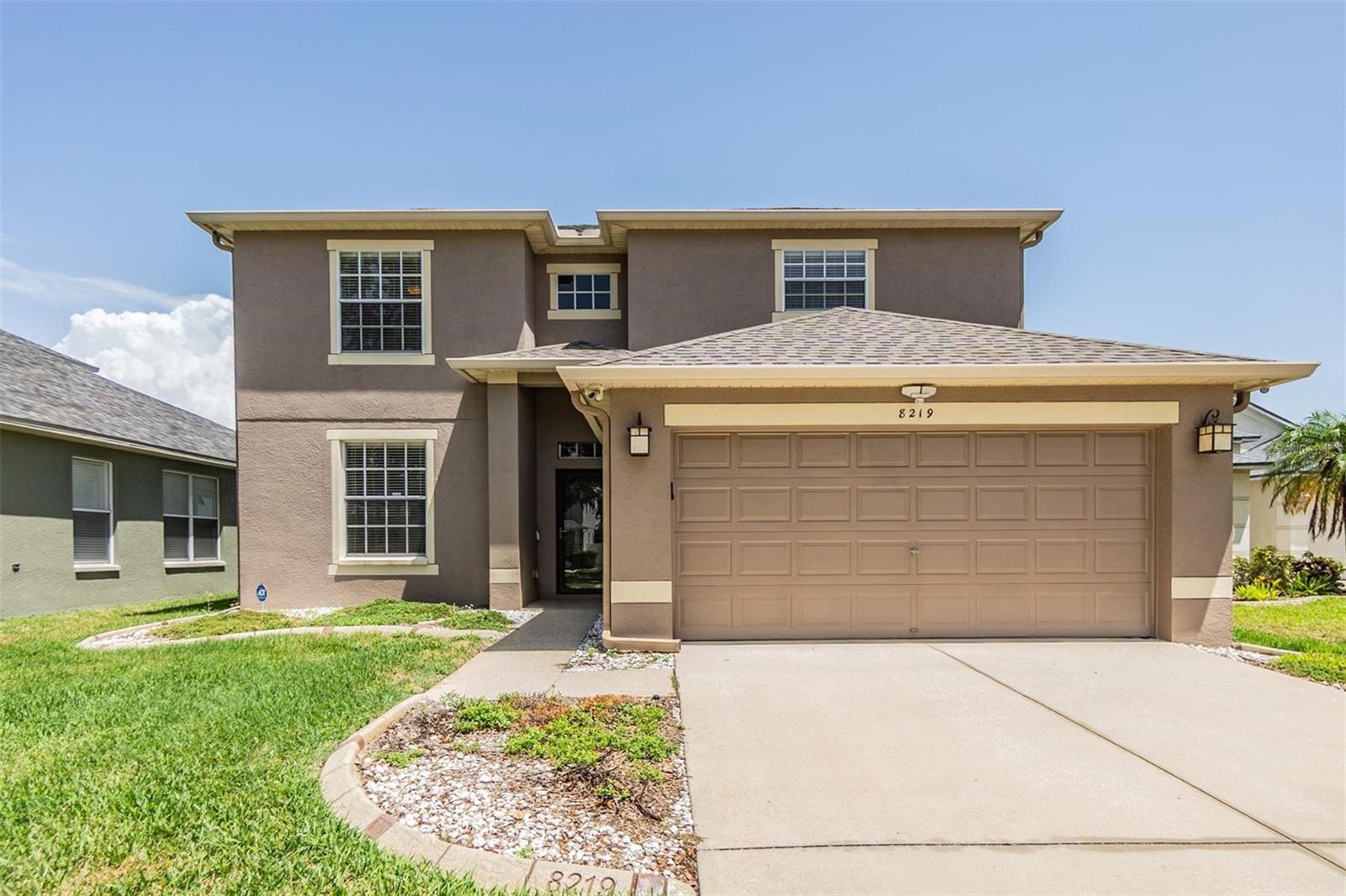8219 Canterbury Lake Blvd, Tampa