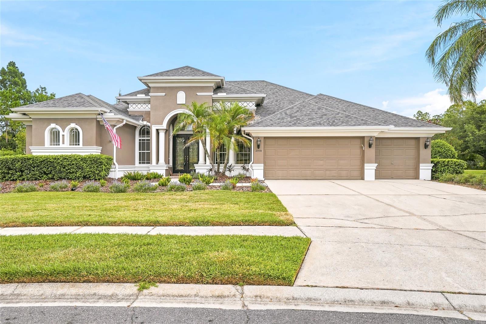 23534 Gracewood Cir, Land O Lakes
